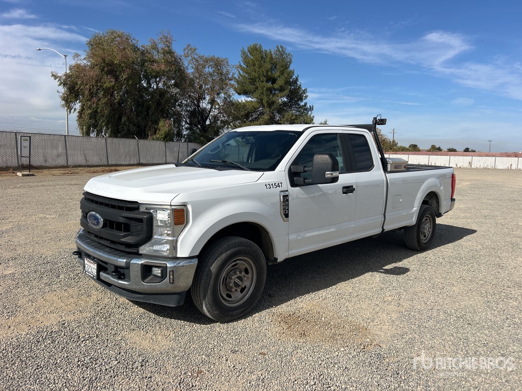 General Appearance with Featured Photo