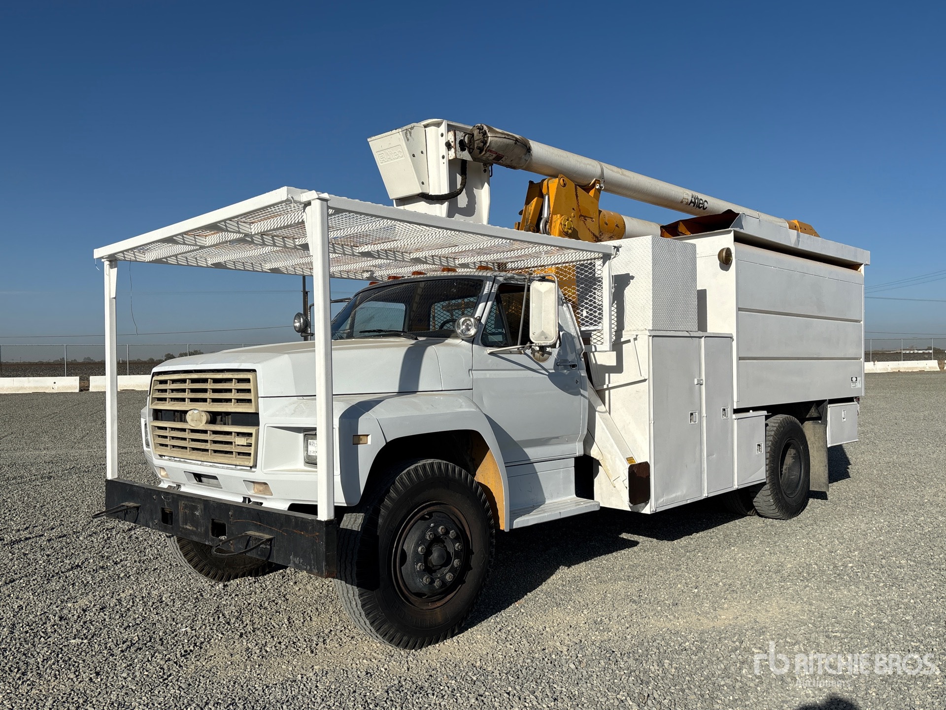 Photo of 1988 Ford F-700