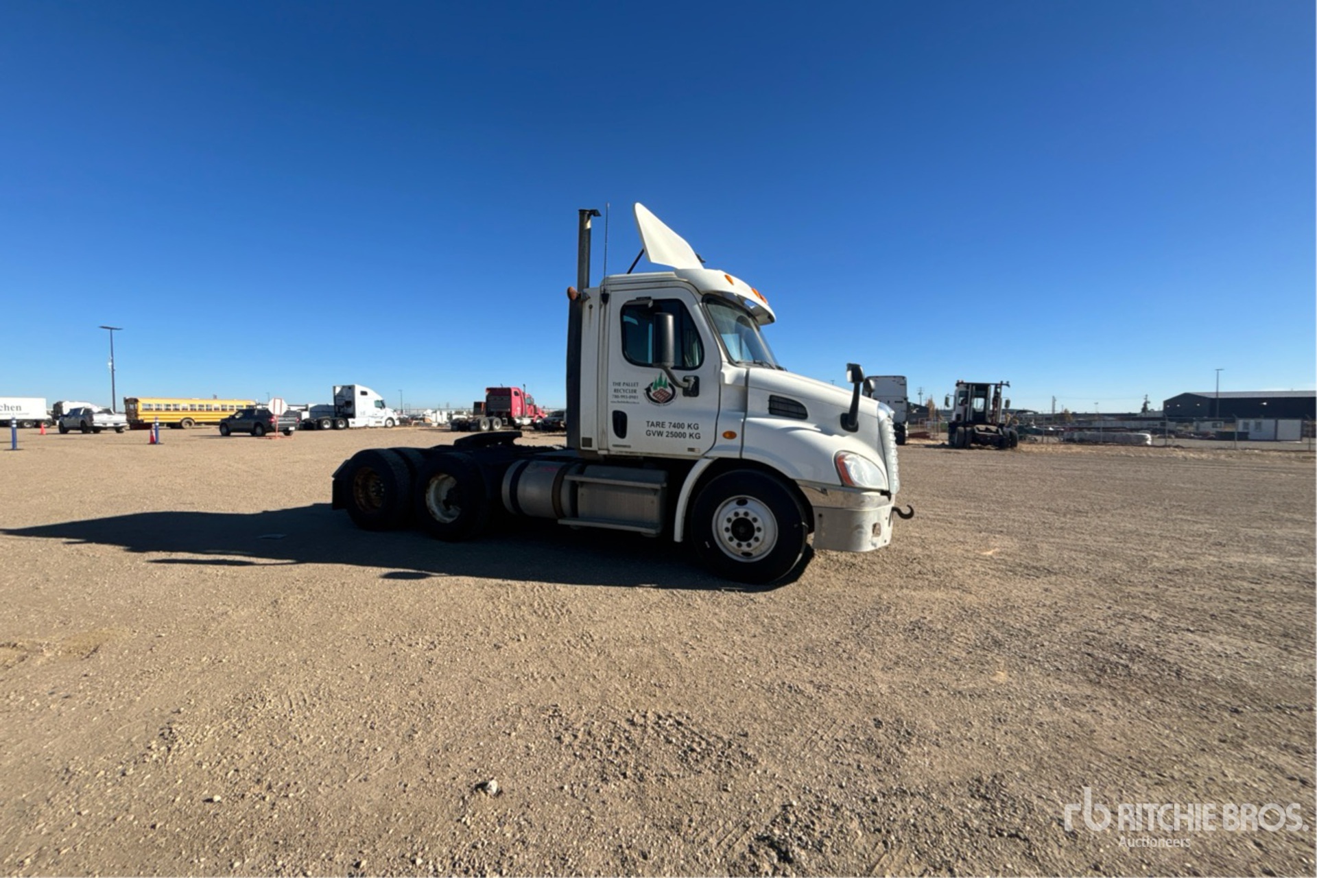 2012 Freightliner CASCADIA 113