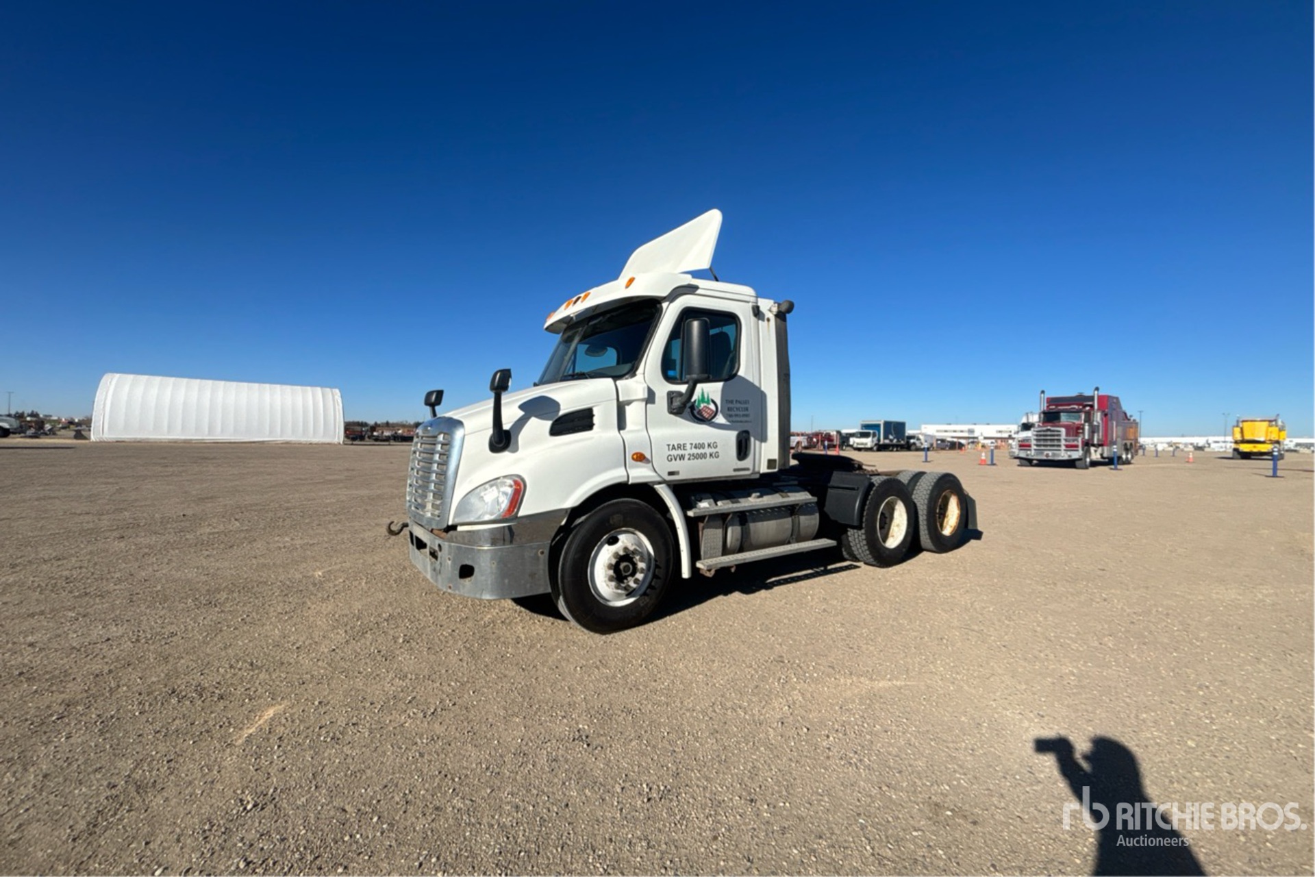 2012 Freightliner CASCADIA 113