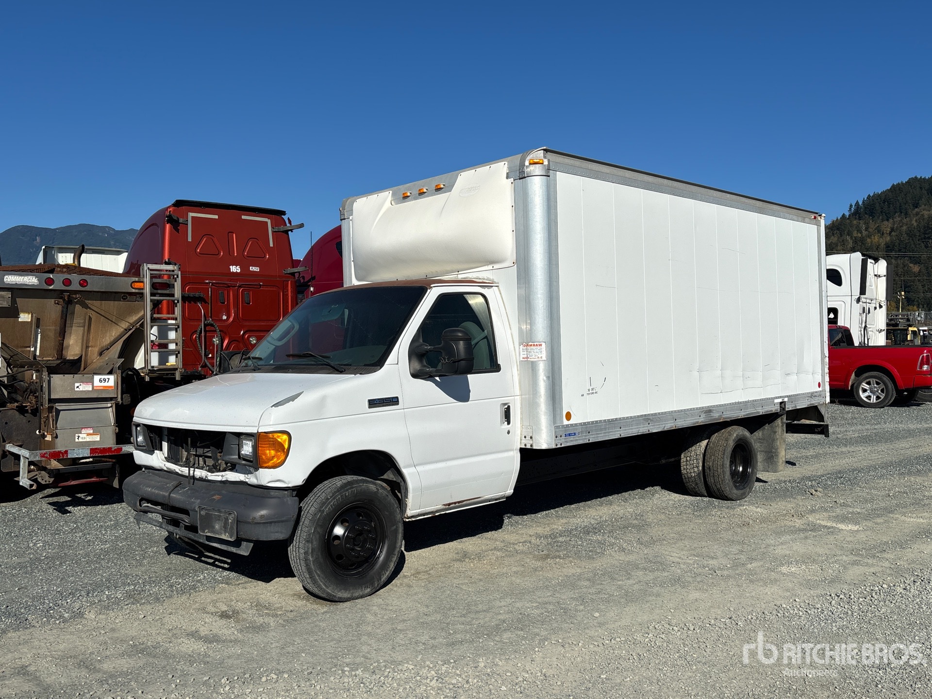 2006 Ford E-350
