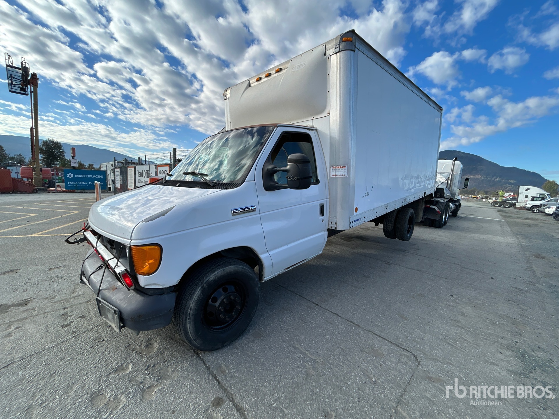 2006 Ford E-350