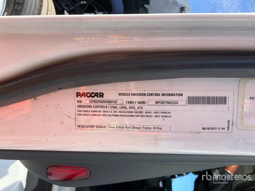2023 Peterbilt 579