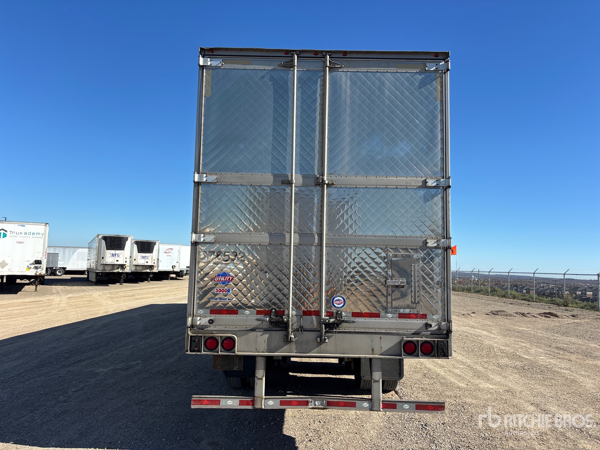2015 Utility 53 FT X 102 IN T/A