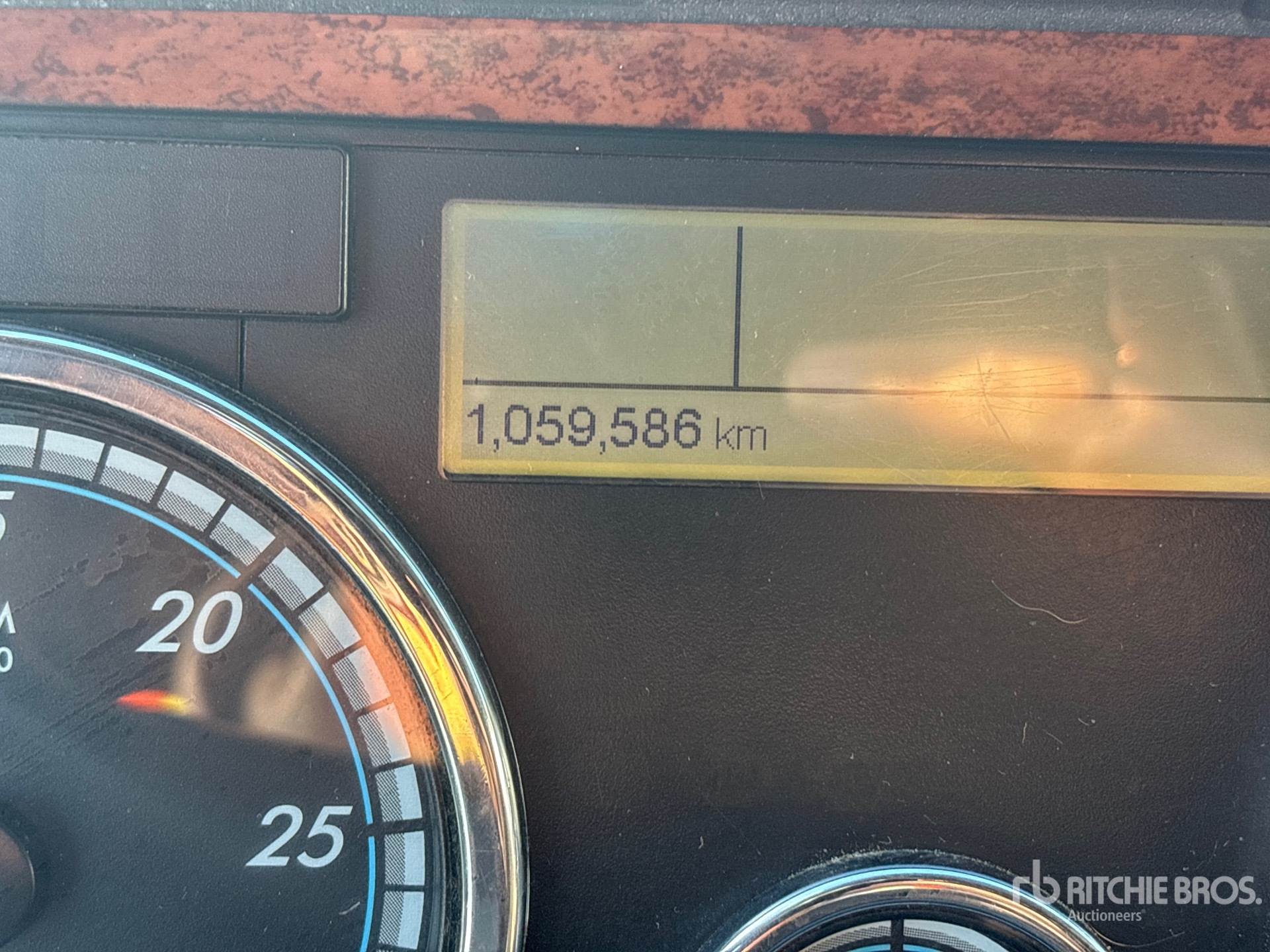 2018 Freightliner CASCADIA 113