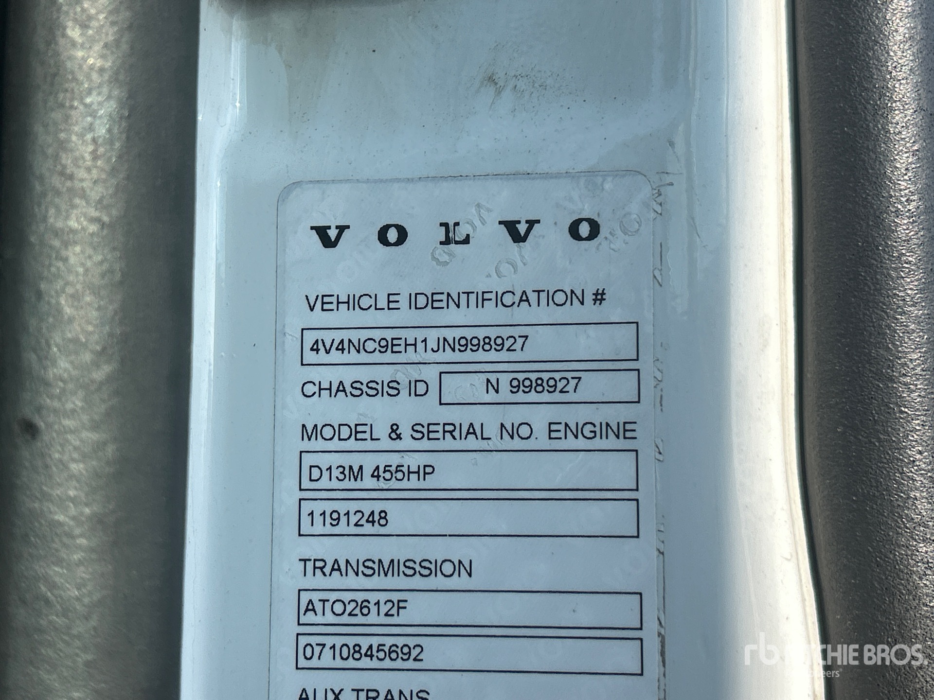 2018 Volvo VNL
