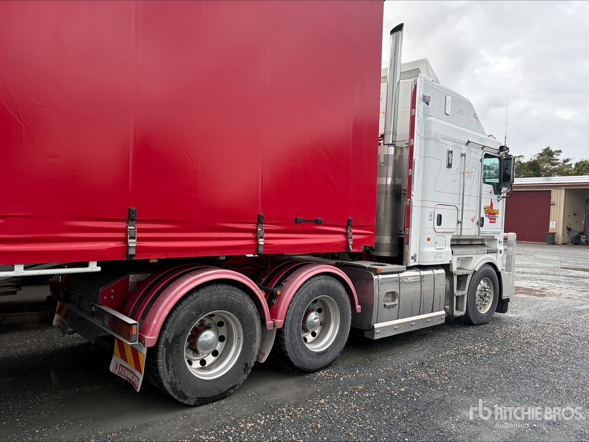 2023 Kenworth K200