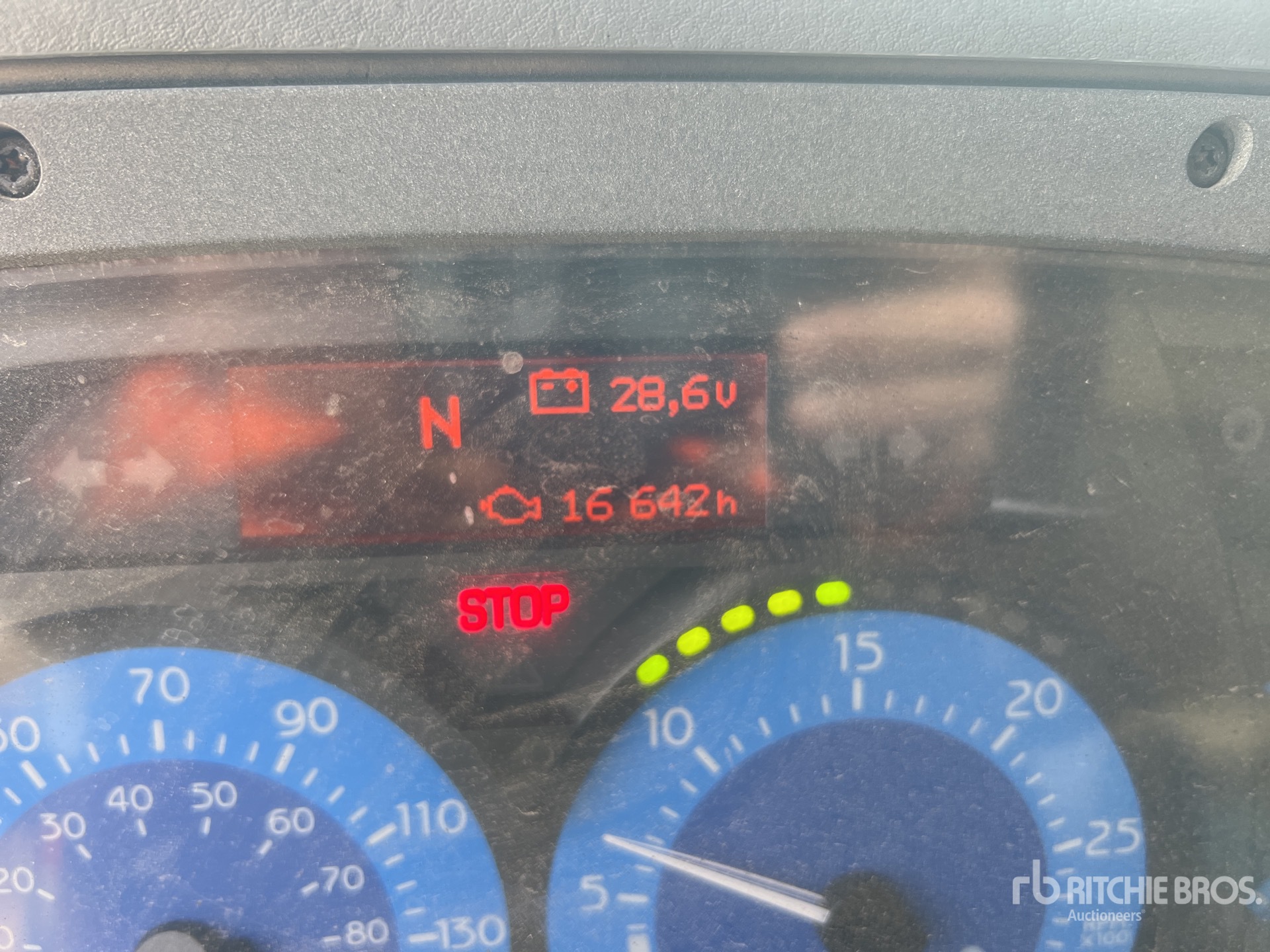 2004 Renault PREMIUM