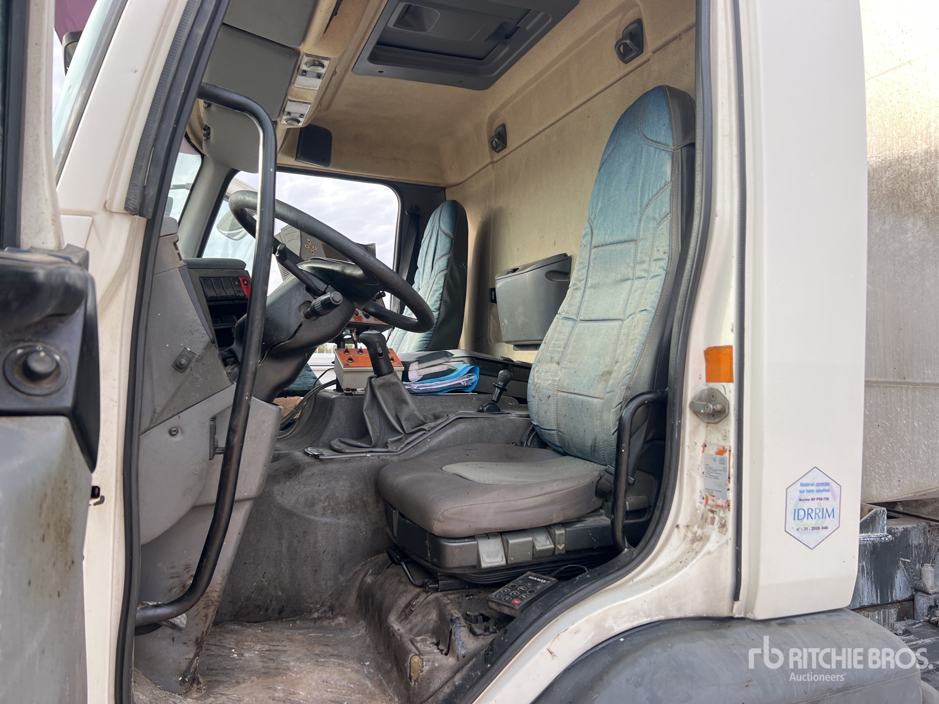 2004 Renault PREMIUM
