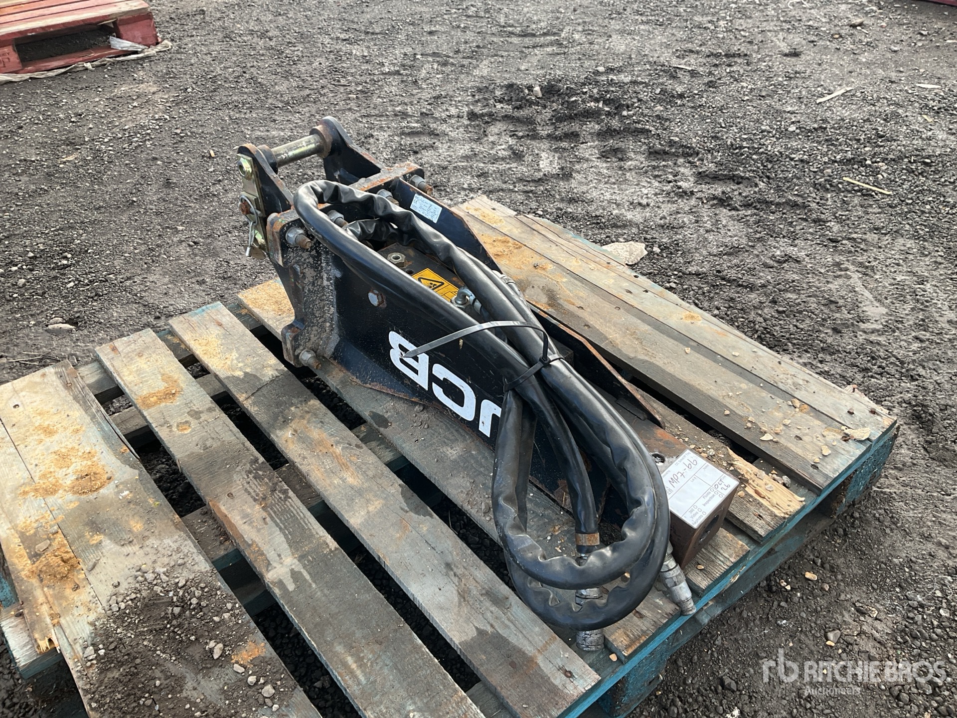 2023 JCB HMO12T