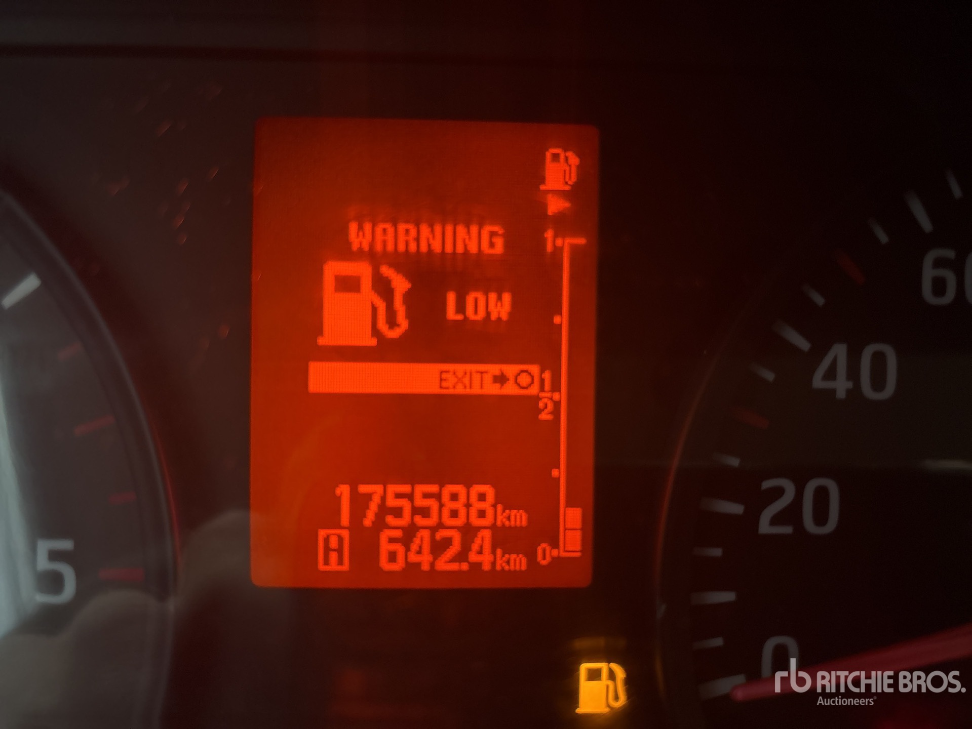 2016 Nissan NT400 CABSTAR
