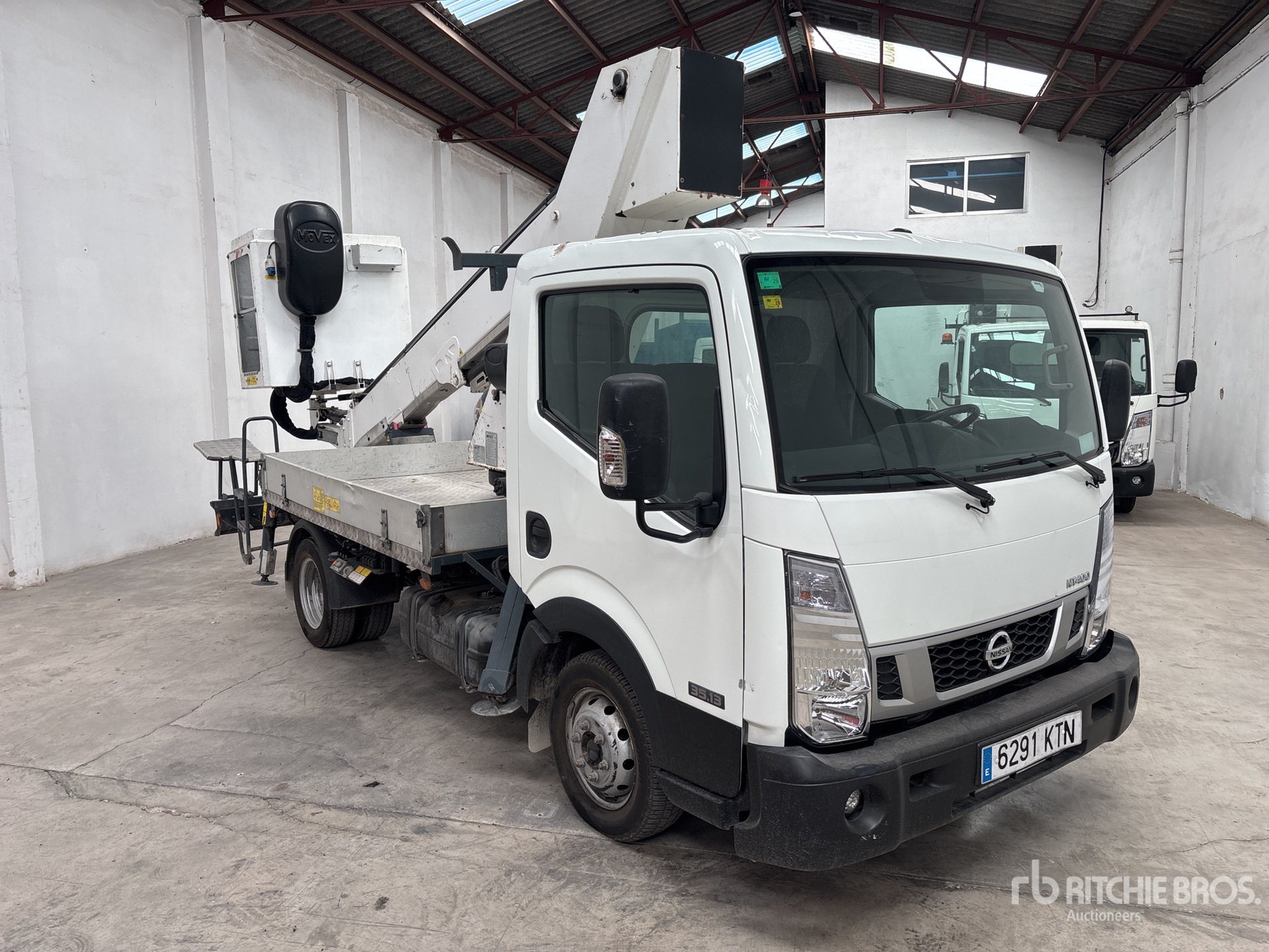 2019 Nissan NT400