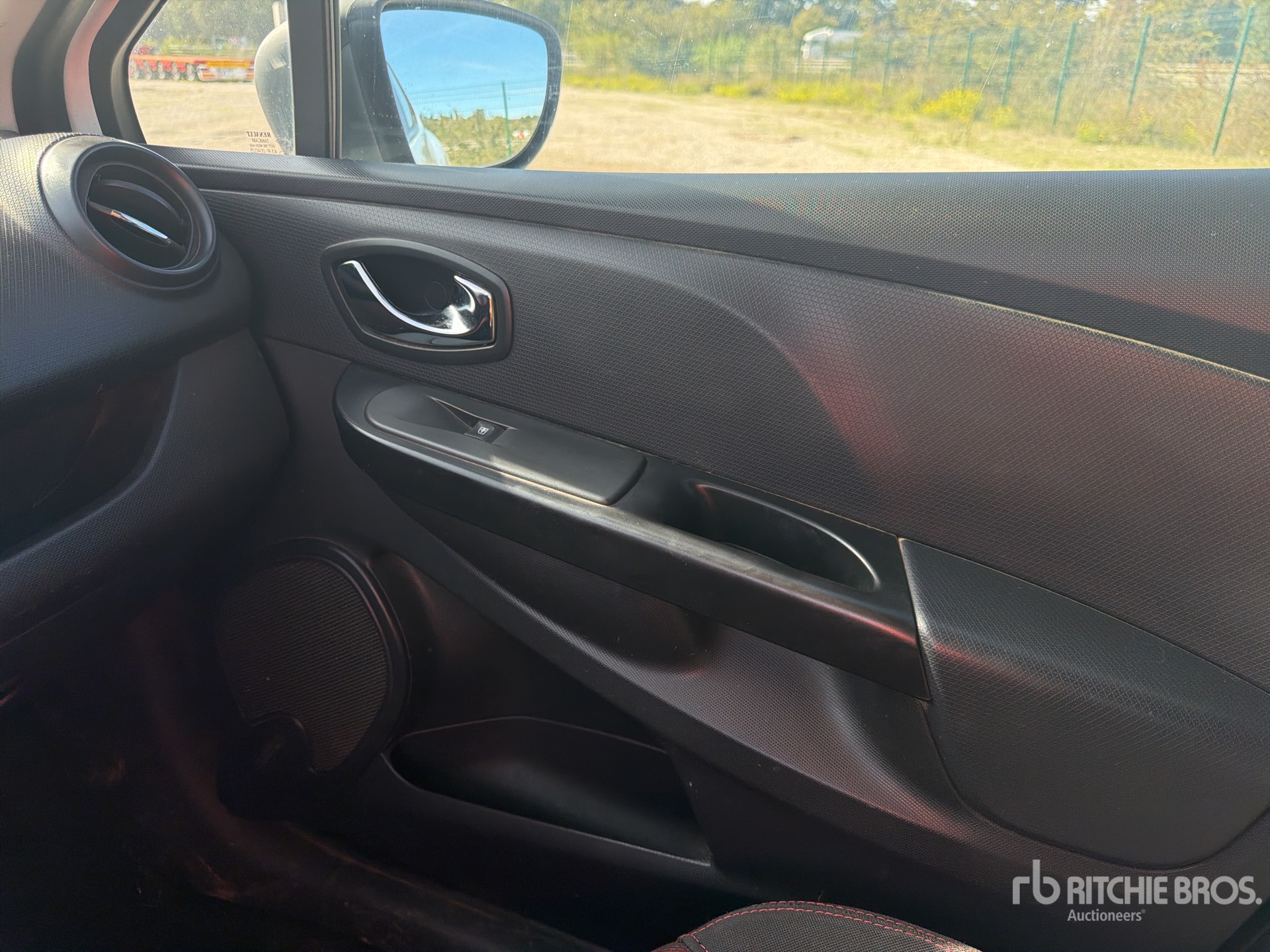 2013 Renault CLIO 4