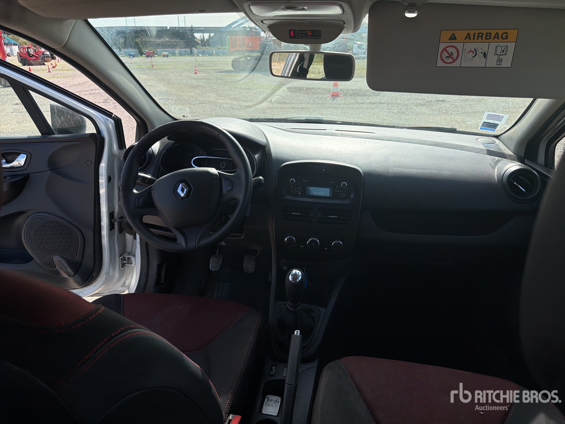2013 Renault CLIO 4