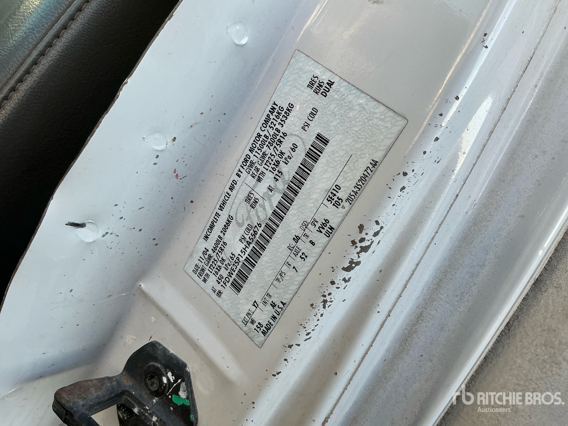 2005 Ford E-350