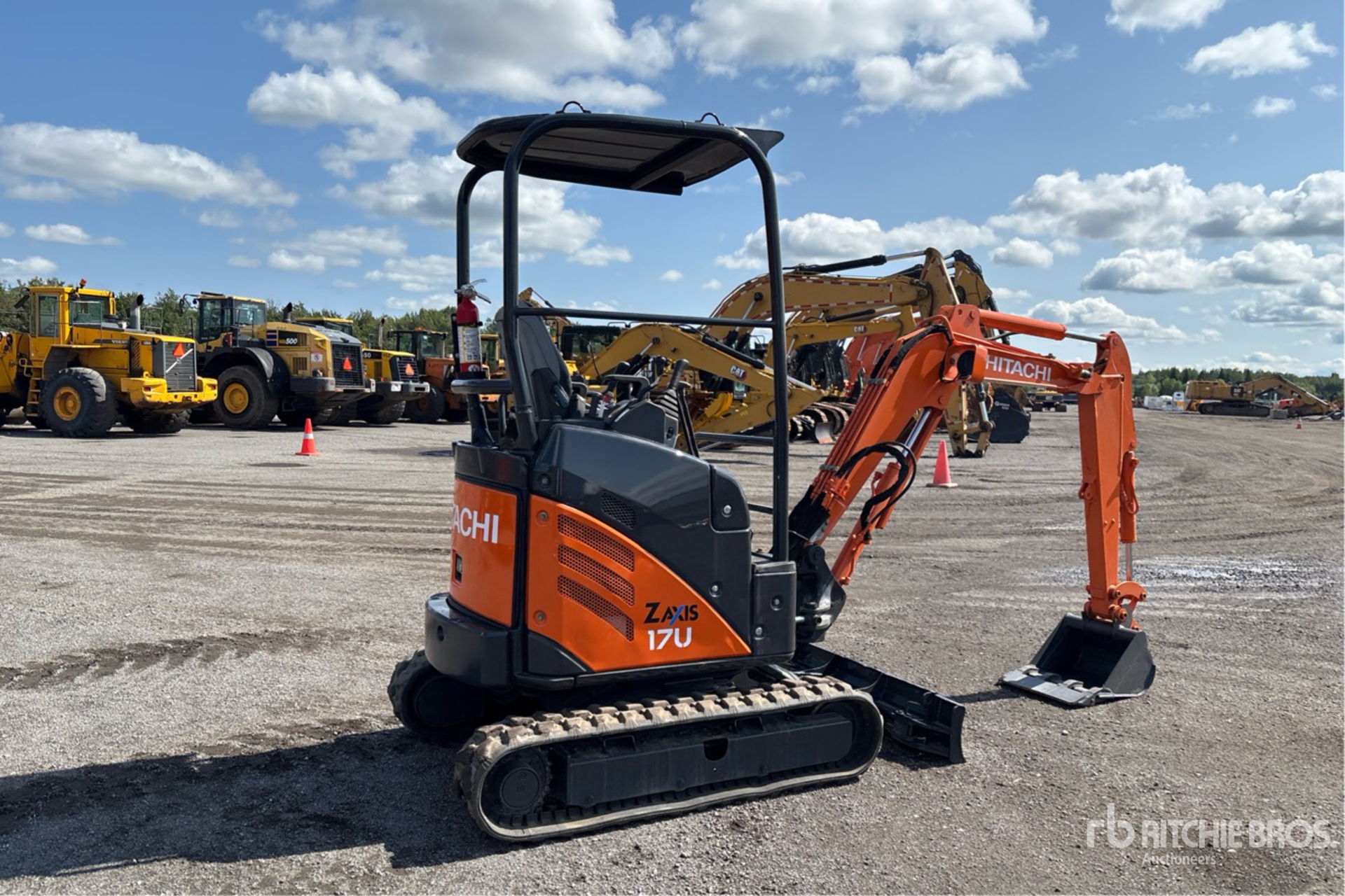 2012 Hitachi ZX17U-2