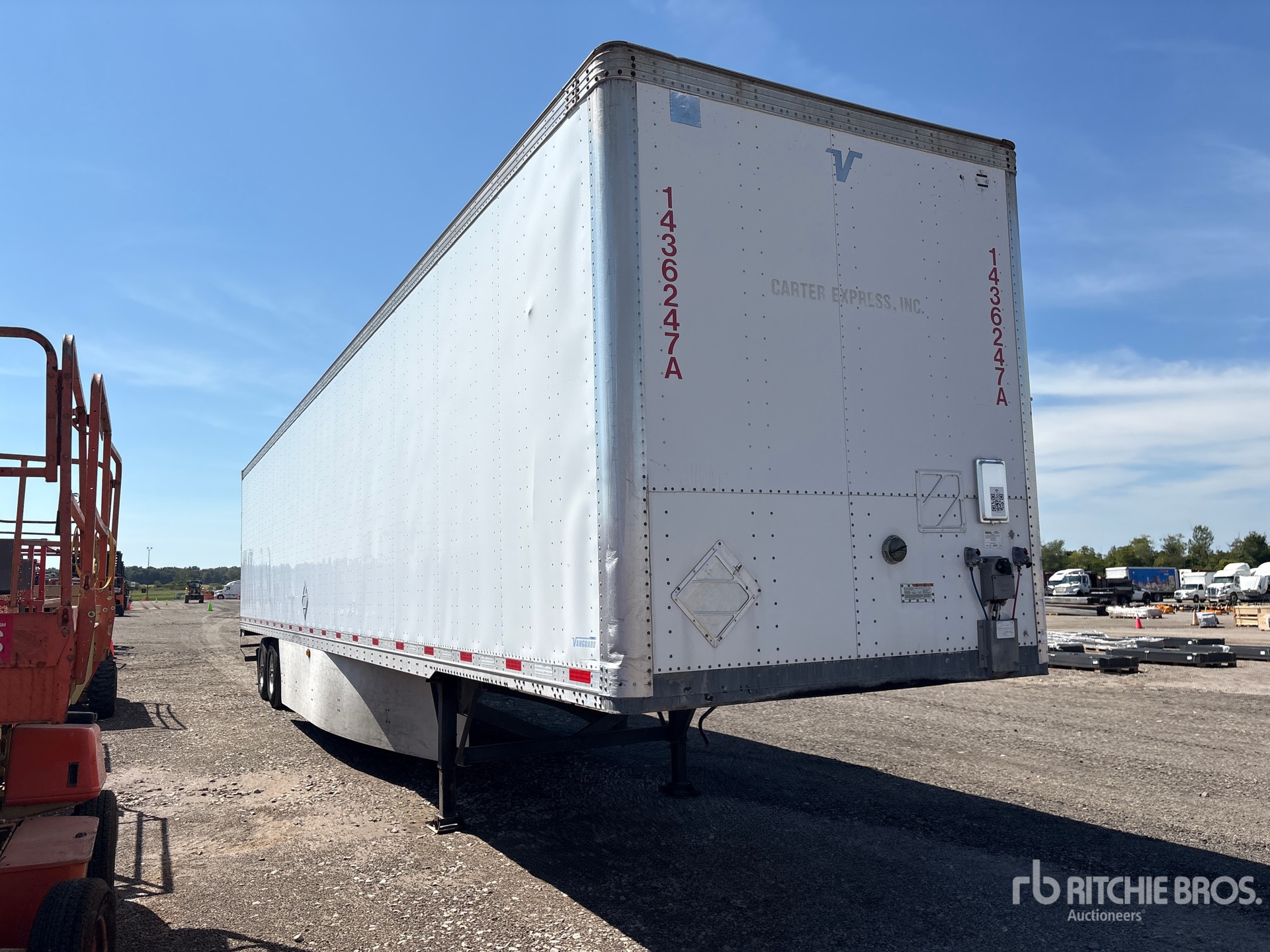 2014 Vanguard 53 FT X 96 IN T/A
