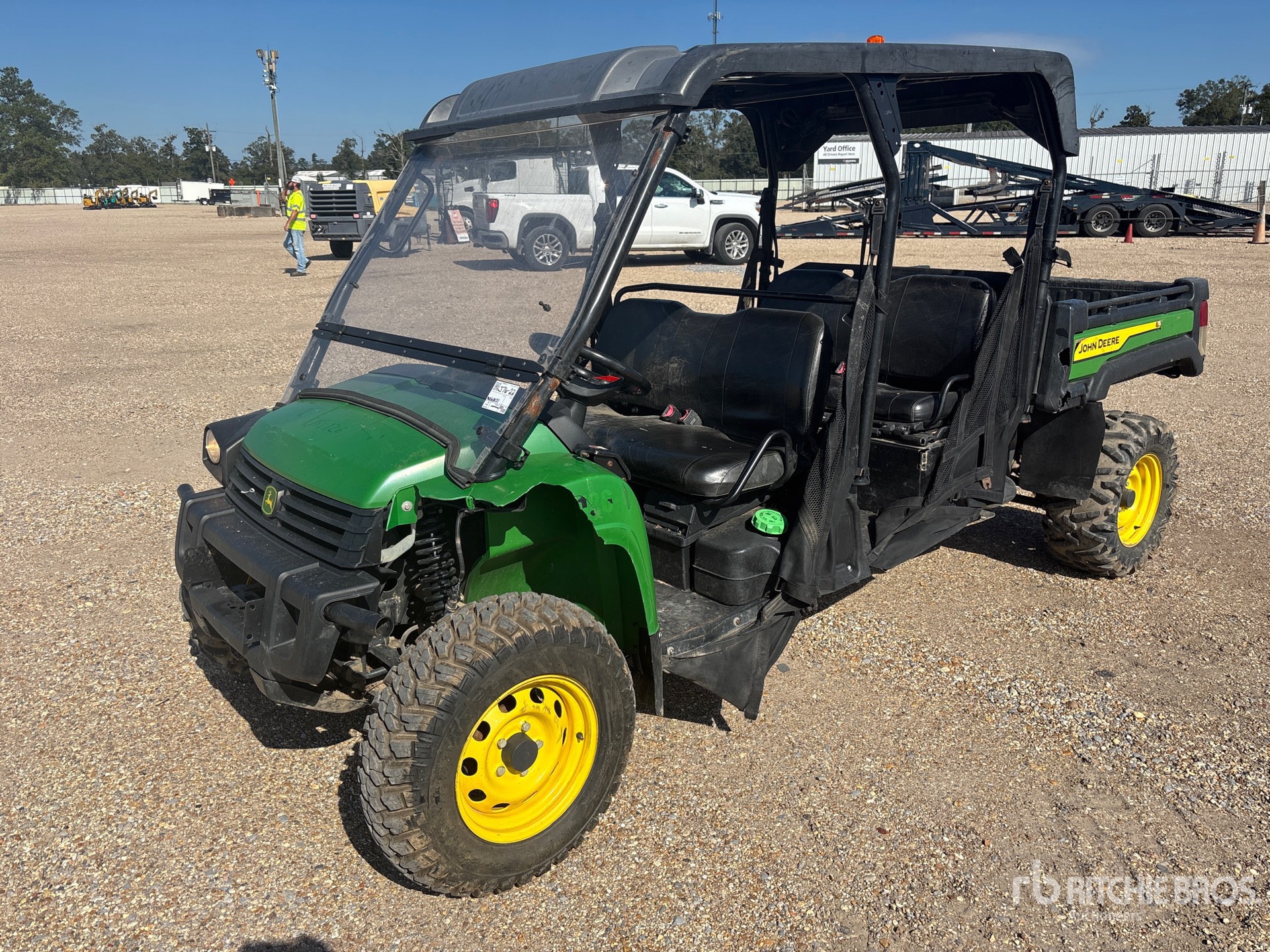 Photo of 2023 John Deere GATOR