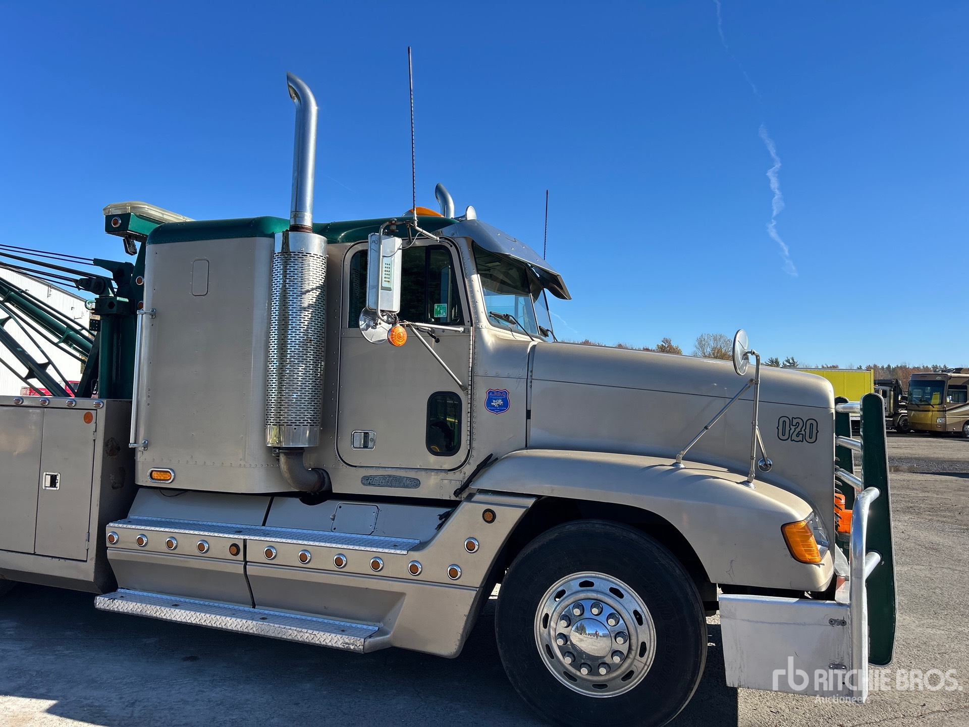 1996 Freightliner FLD120