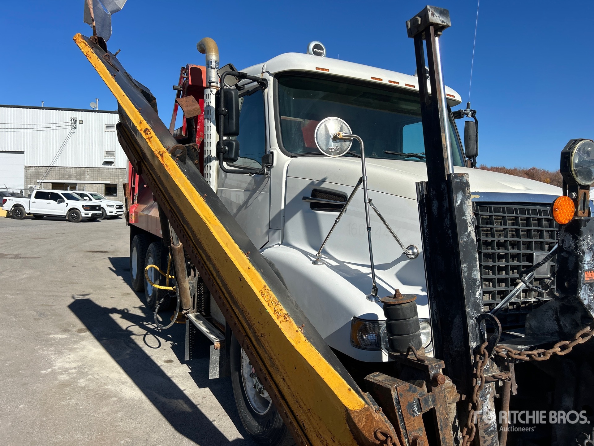 2005 Volvo VHD