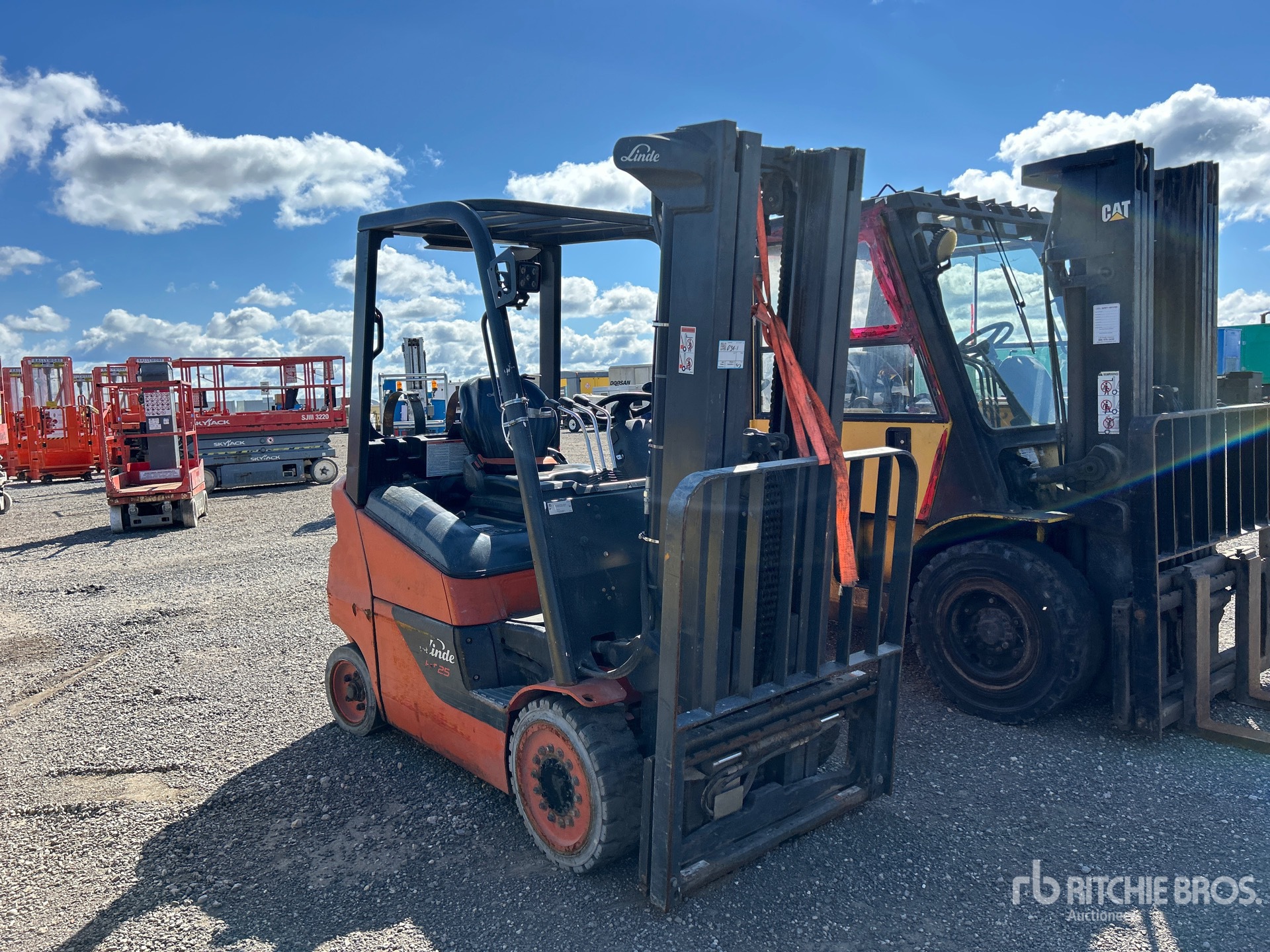 2017 Linde HT25CT