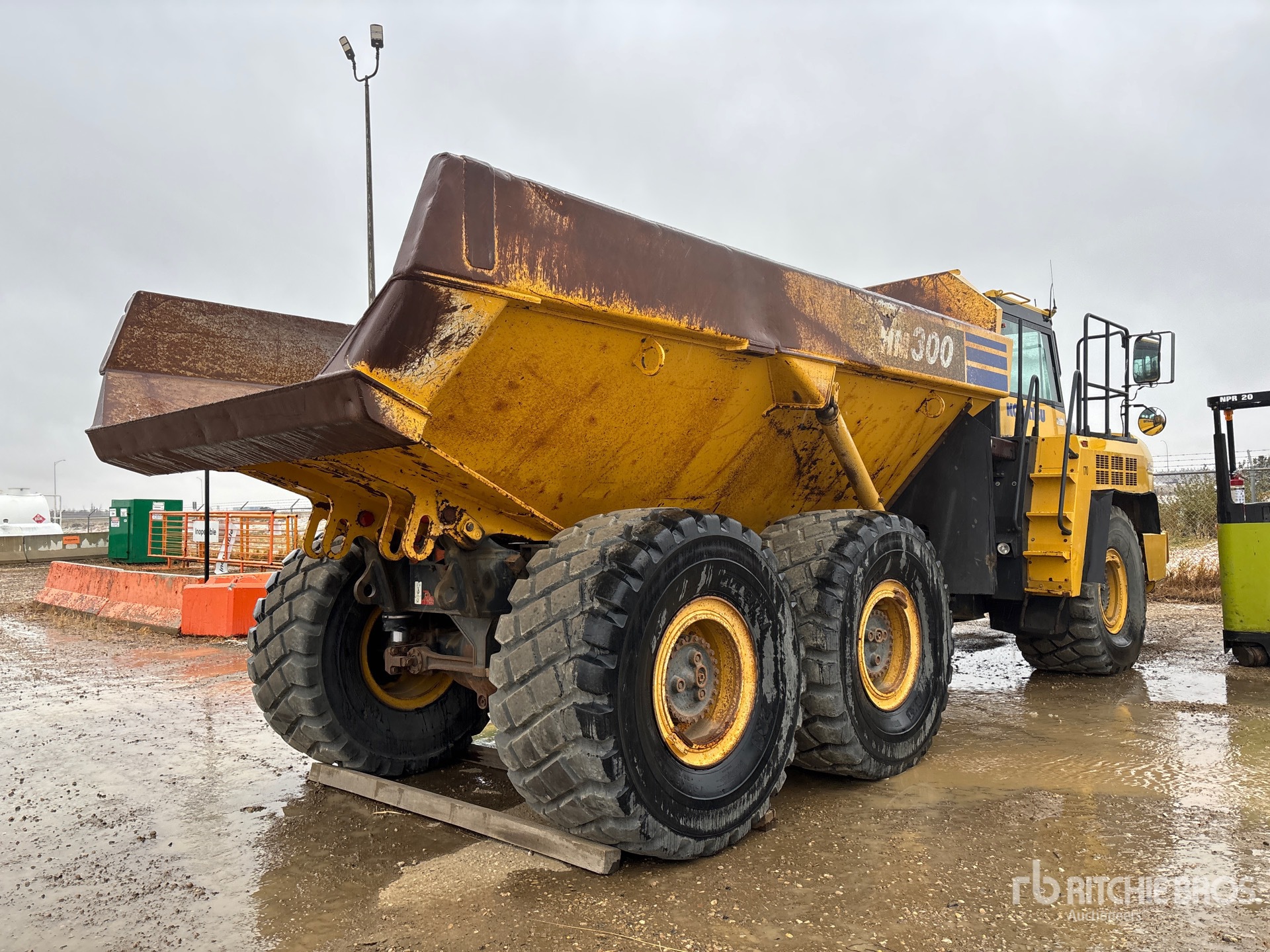 2012 Komatsu HM300-3