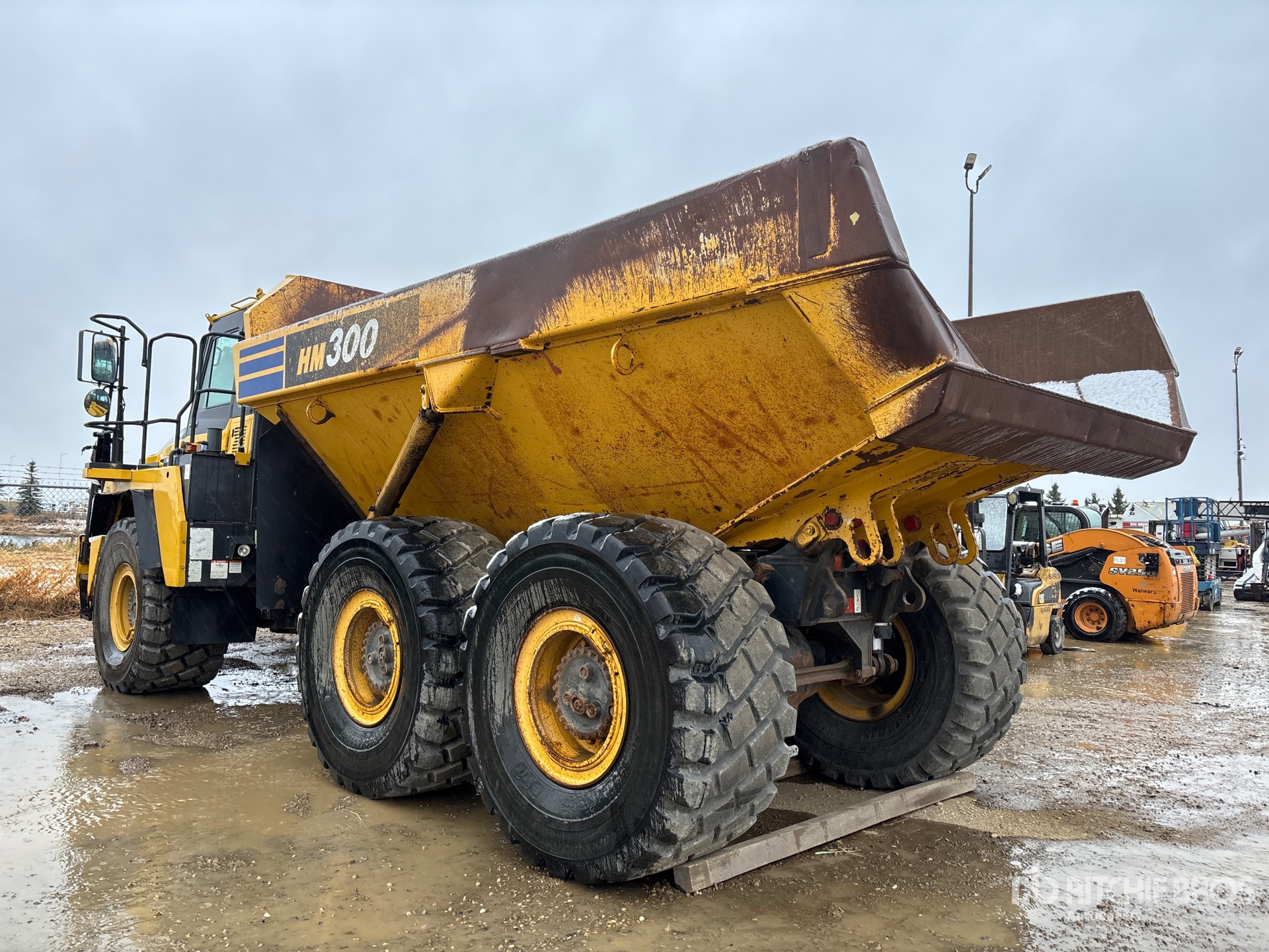 2012 Komatsu HM300-3