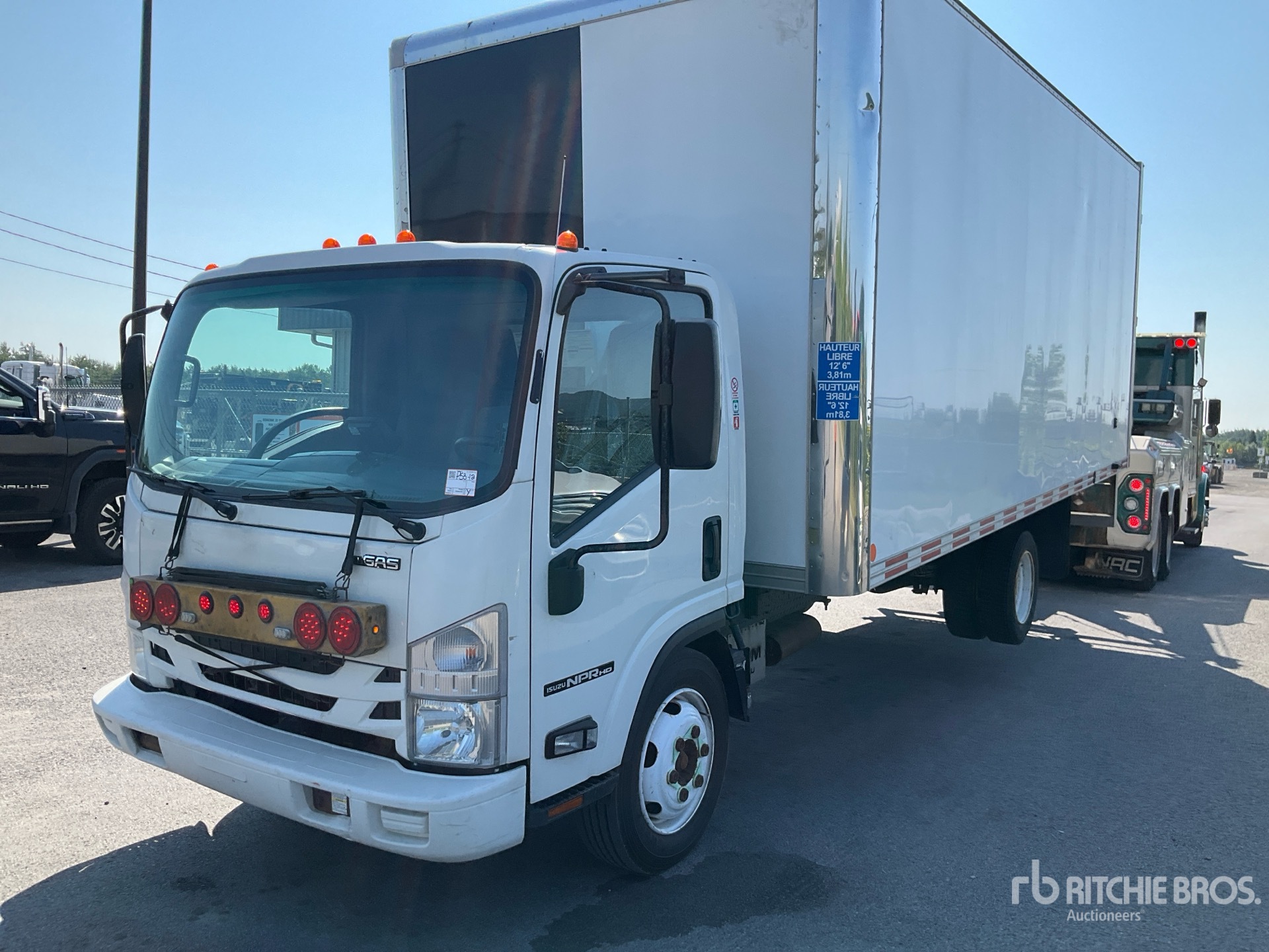 2020 Isuzu NPR EFI