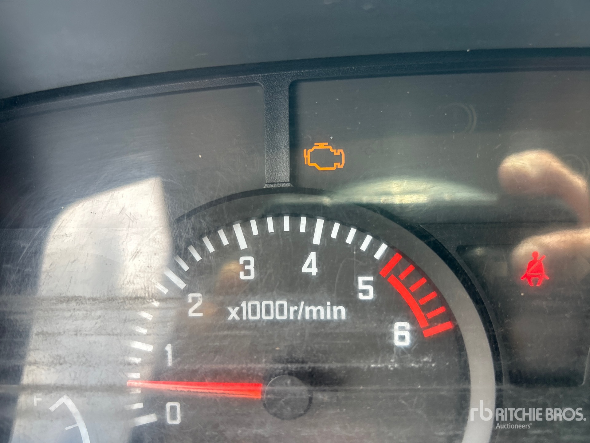 2020 Isuzu NPR EFI