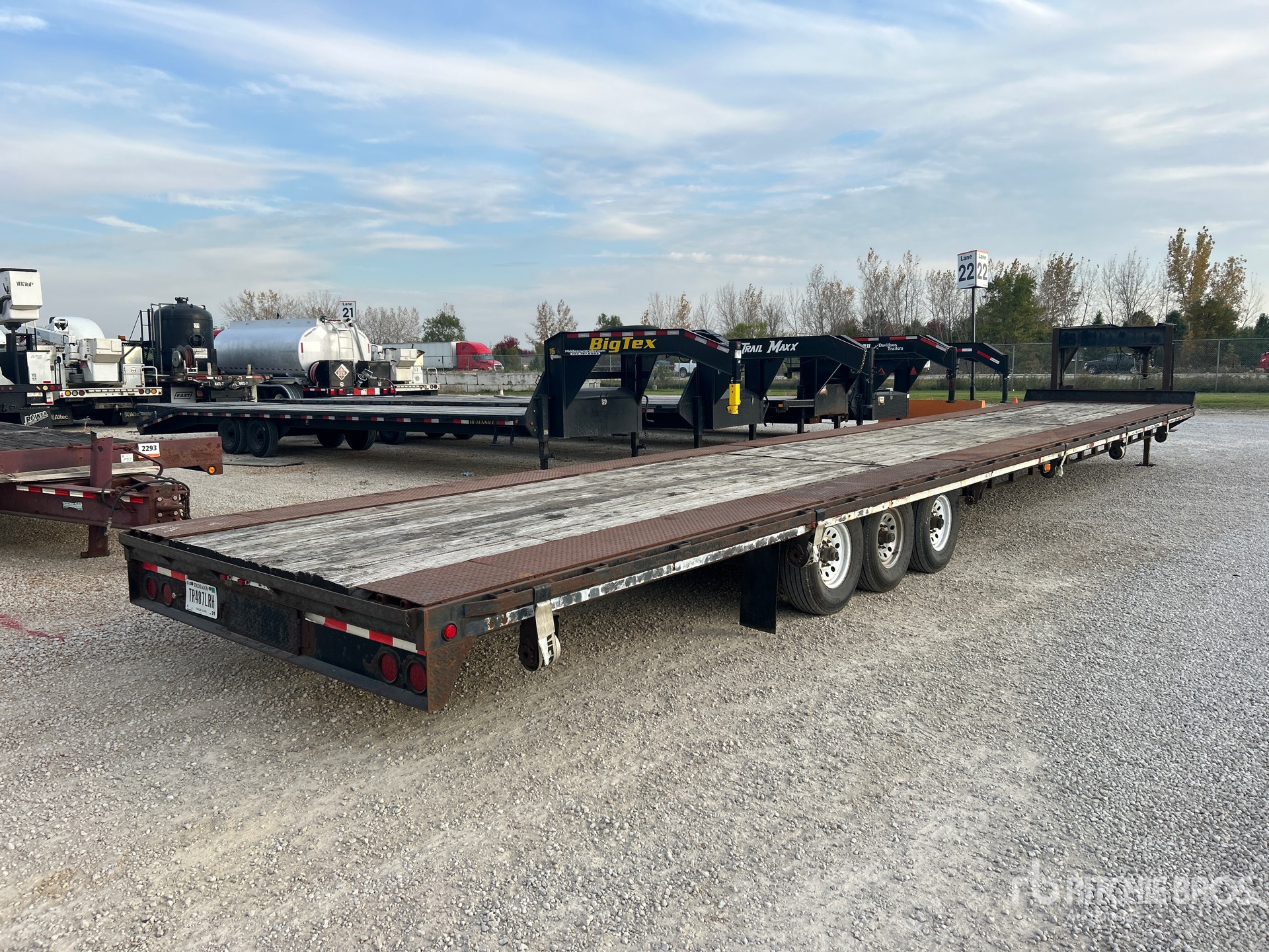 2012 Rolls Rite 48 ft Tri/A Gooseneck