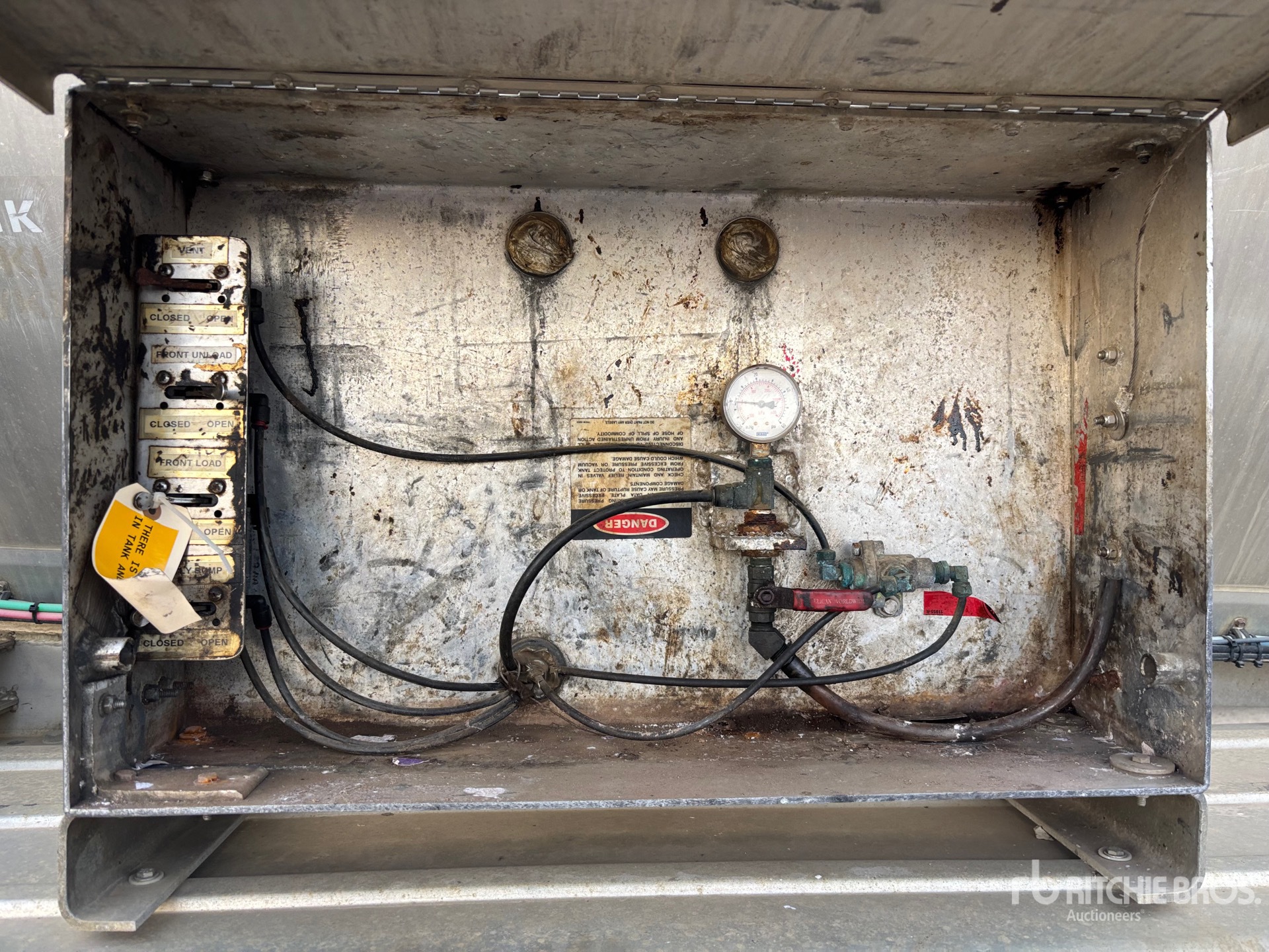 2013 Tremcar 32700 L Super B-Train Lead