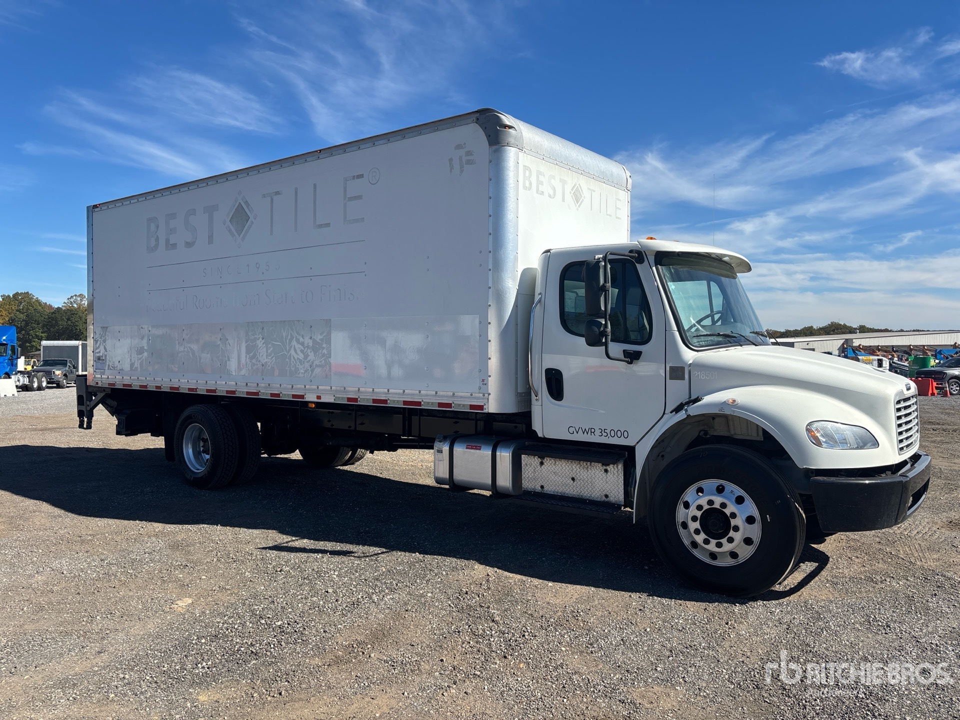 2019 Freightliner M2 106