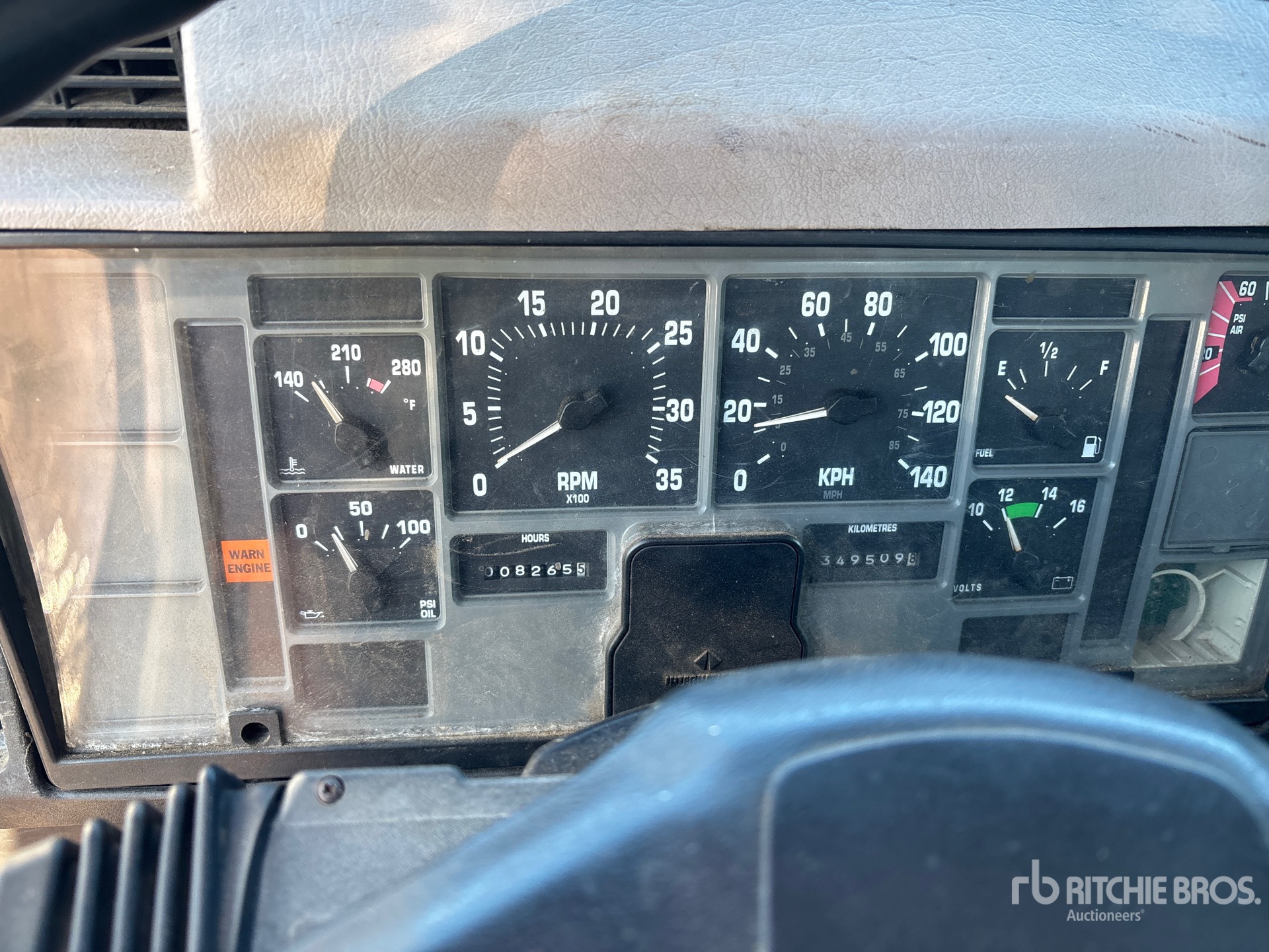 2000 International 4700