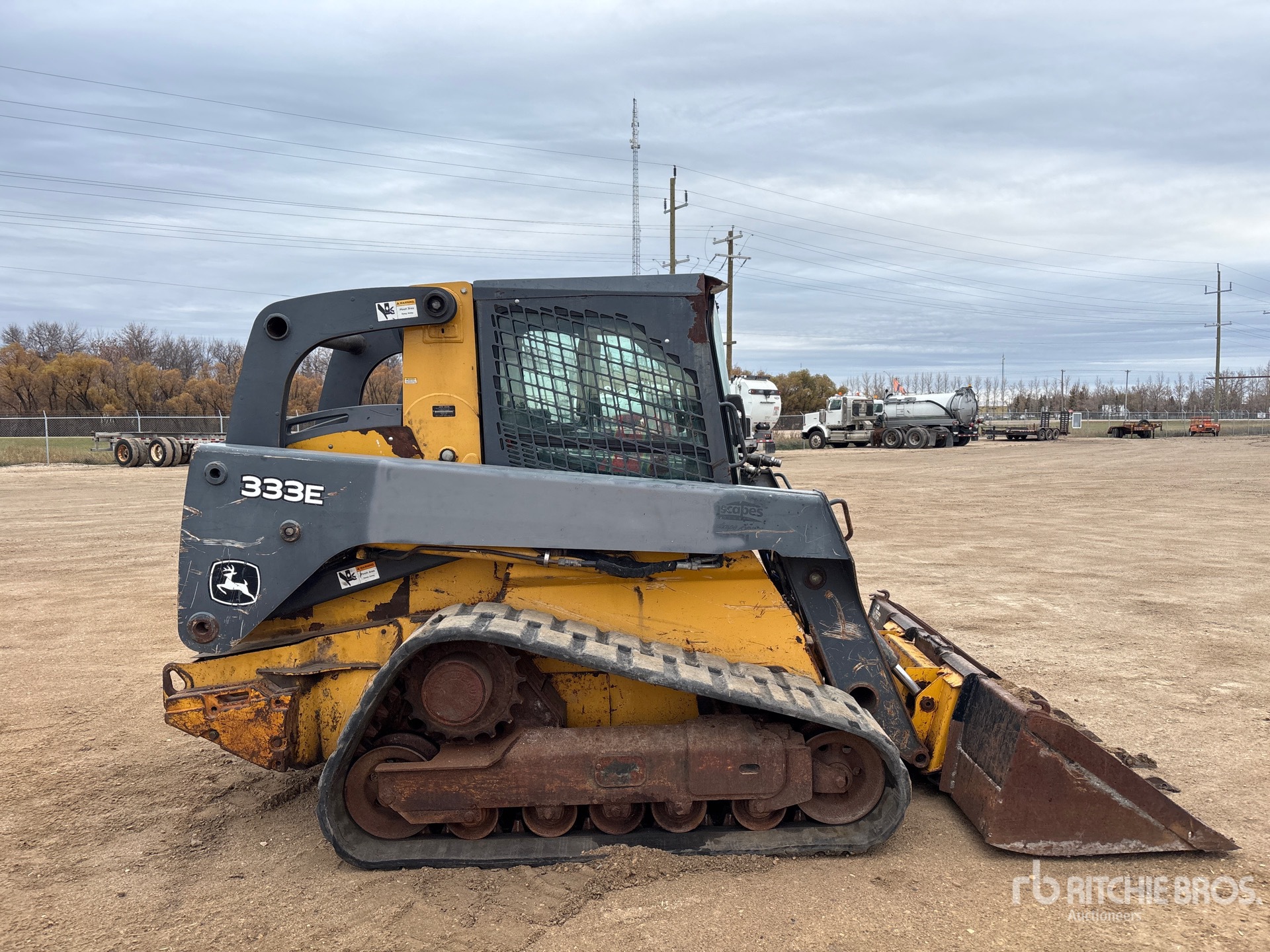 2014 John Deere 333E
