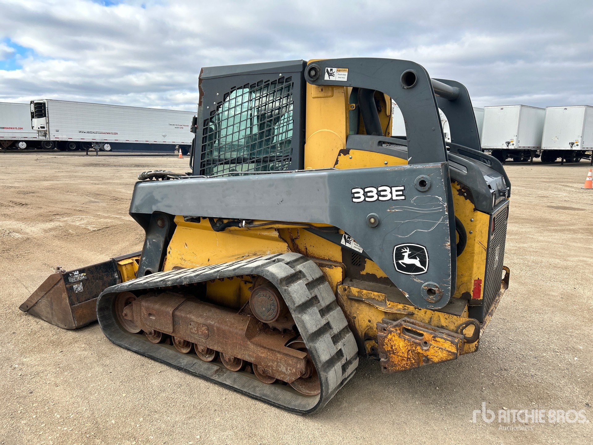 2014 John Deere 333E