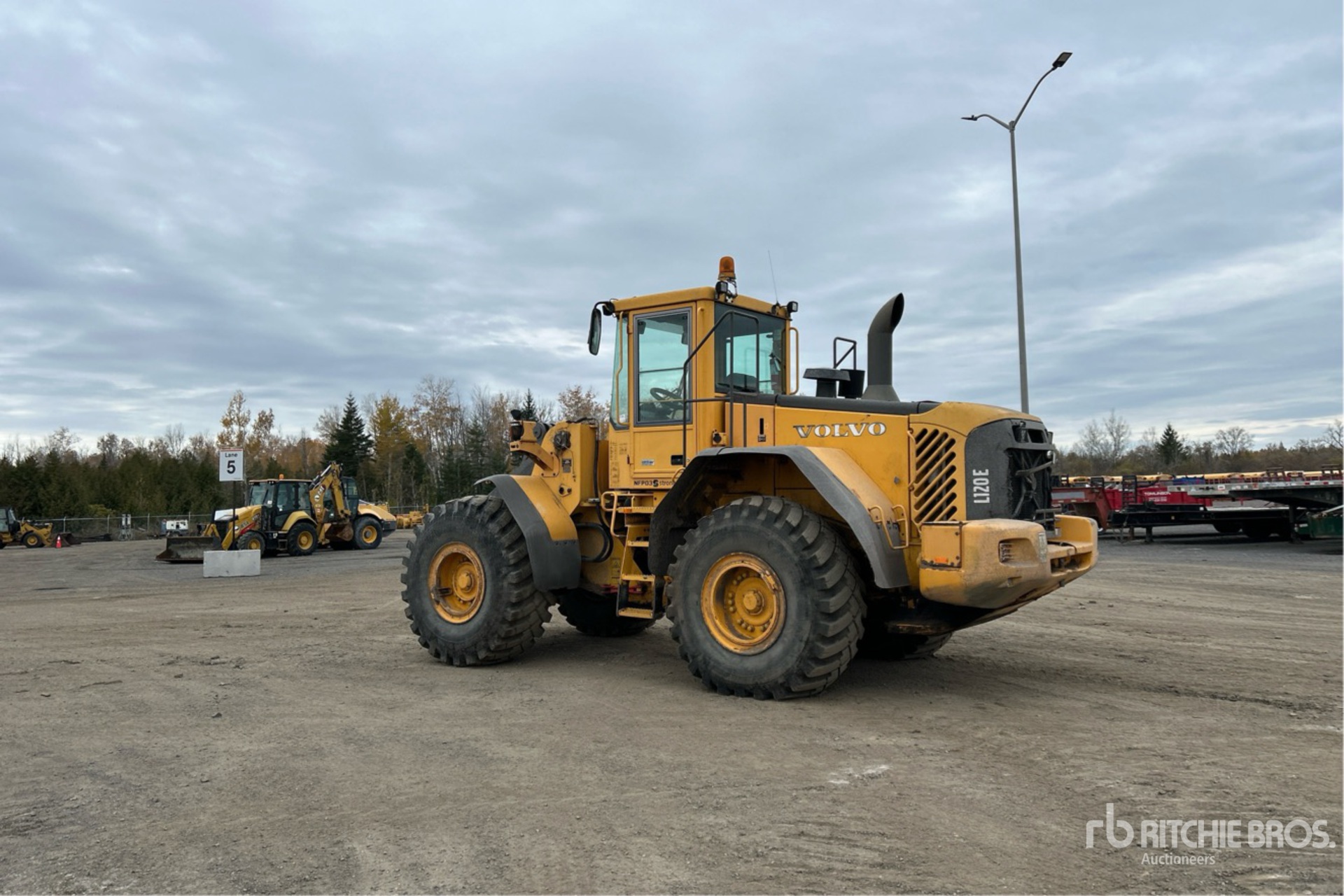 2005 Volvo L120E
