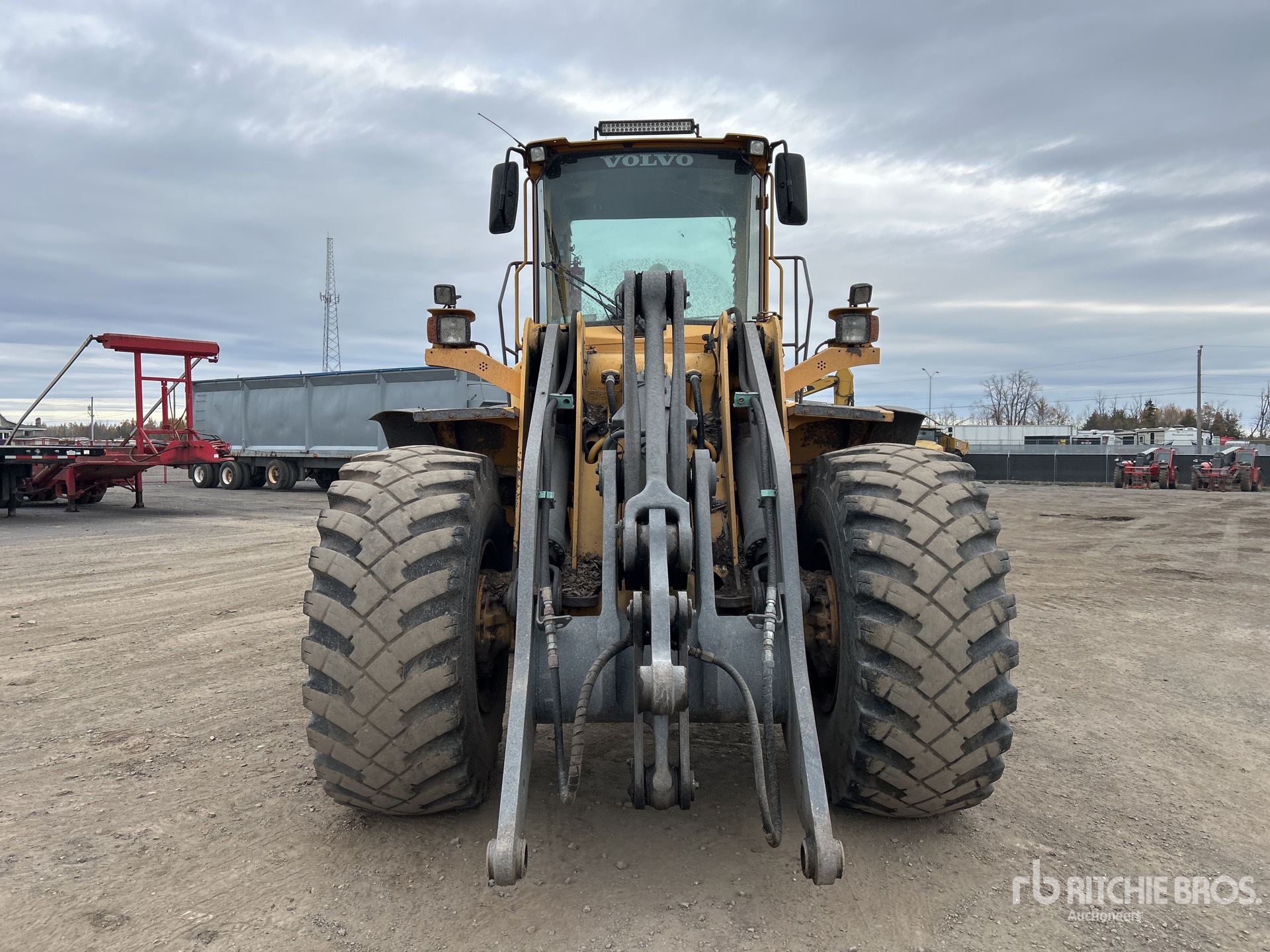 2005 Volvo L120E