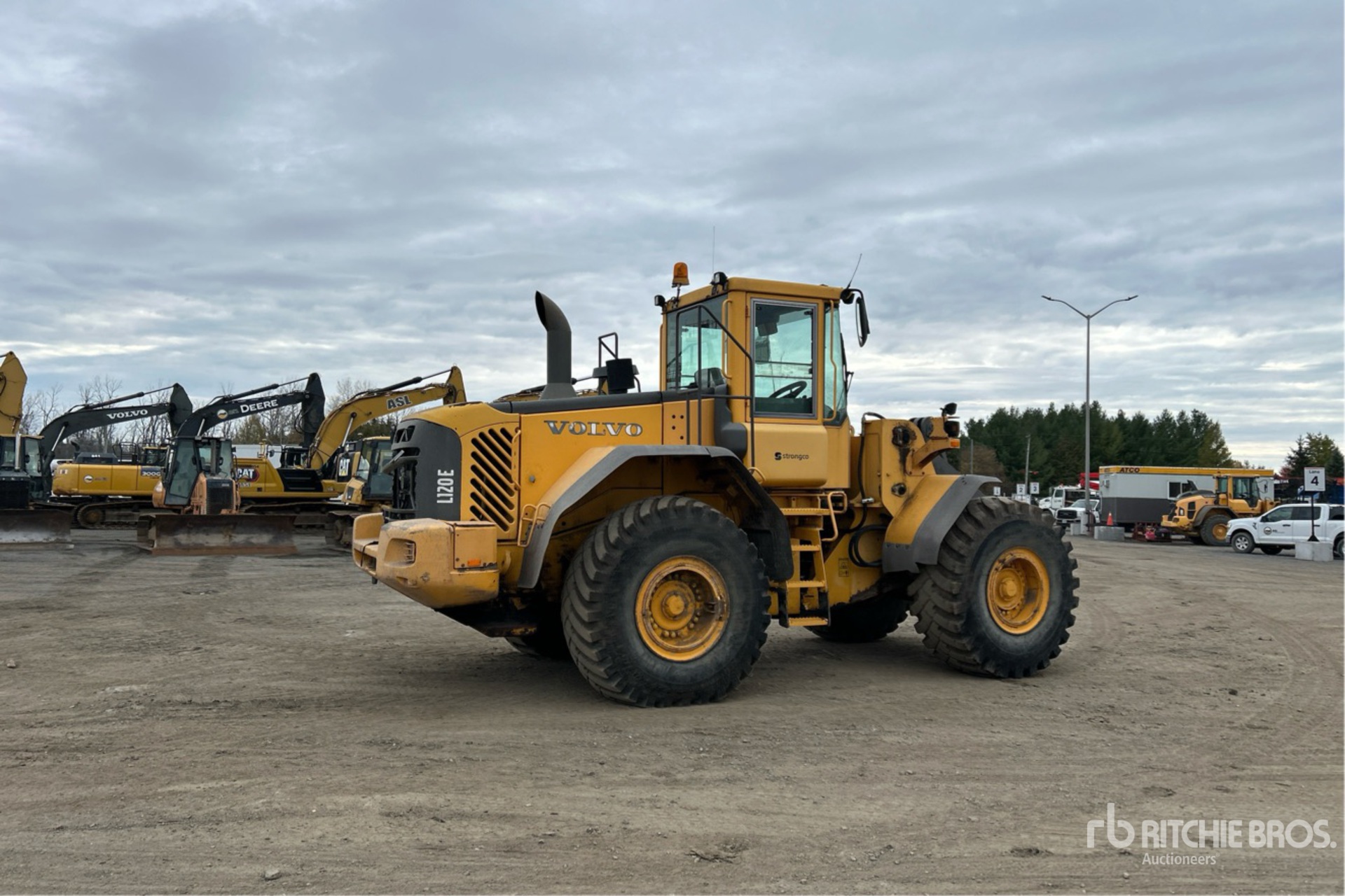 2005 Volvo L120E
