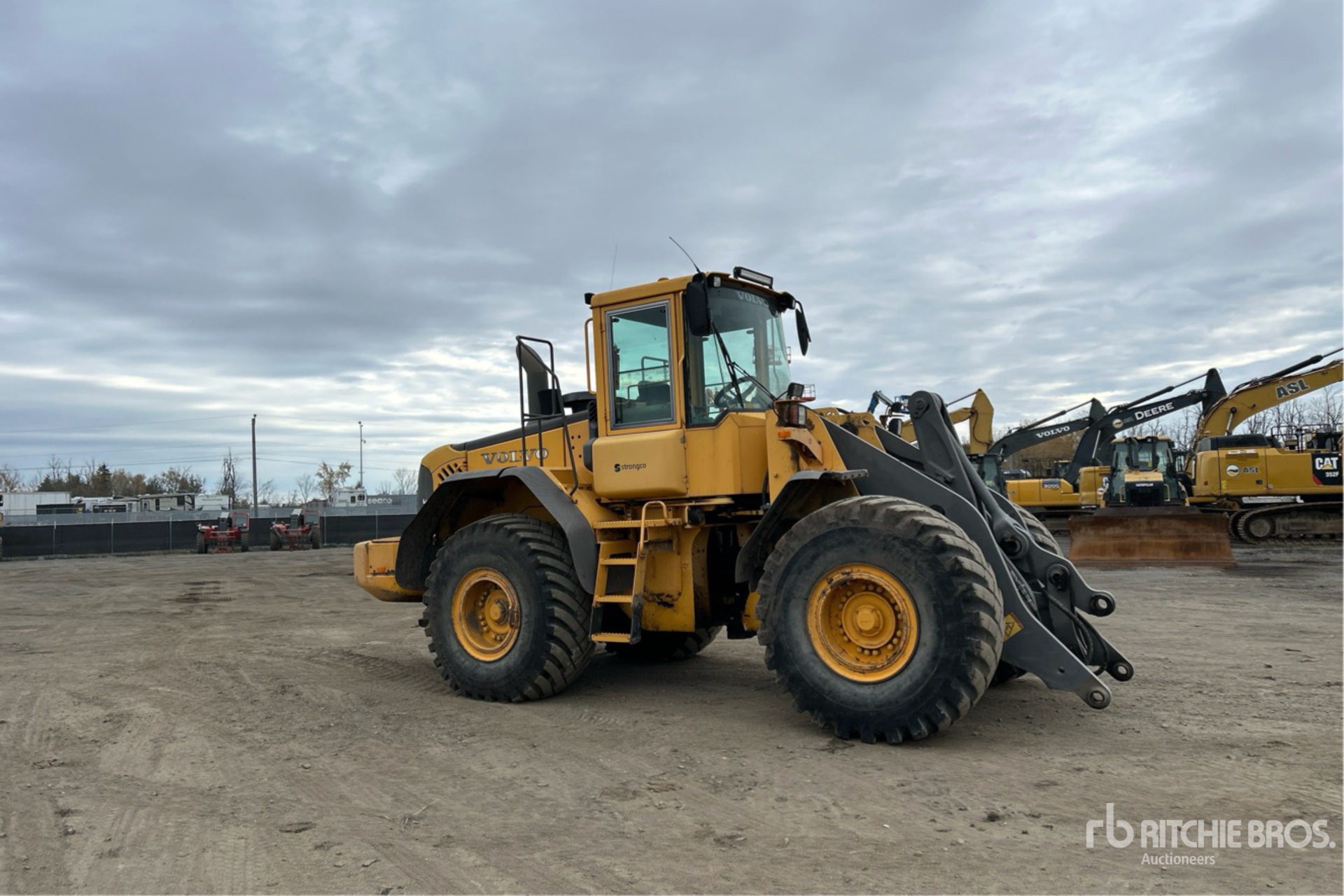 2005 Volvo L120E
