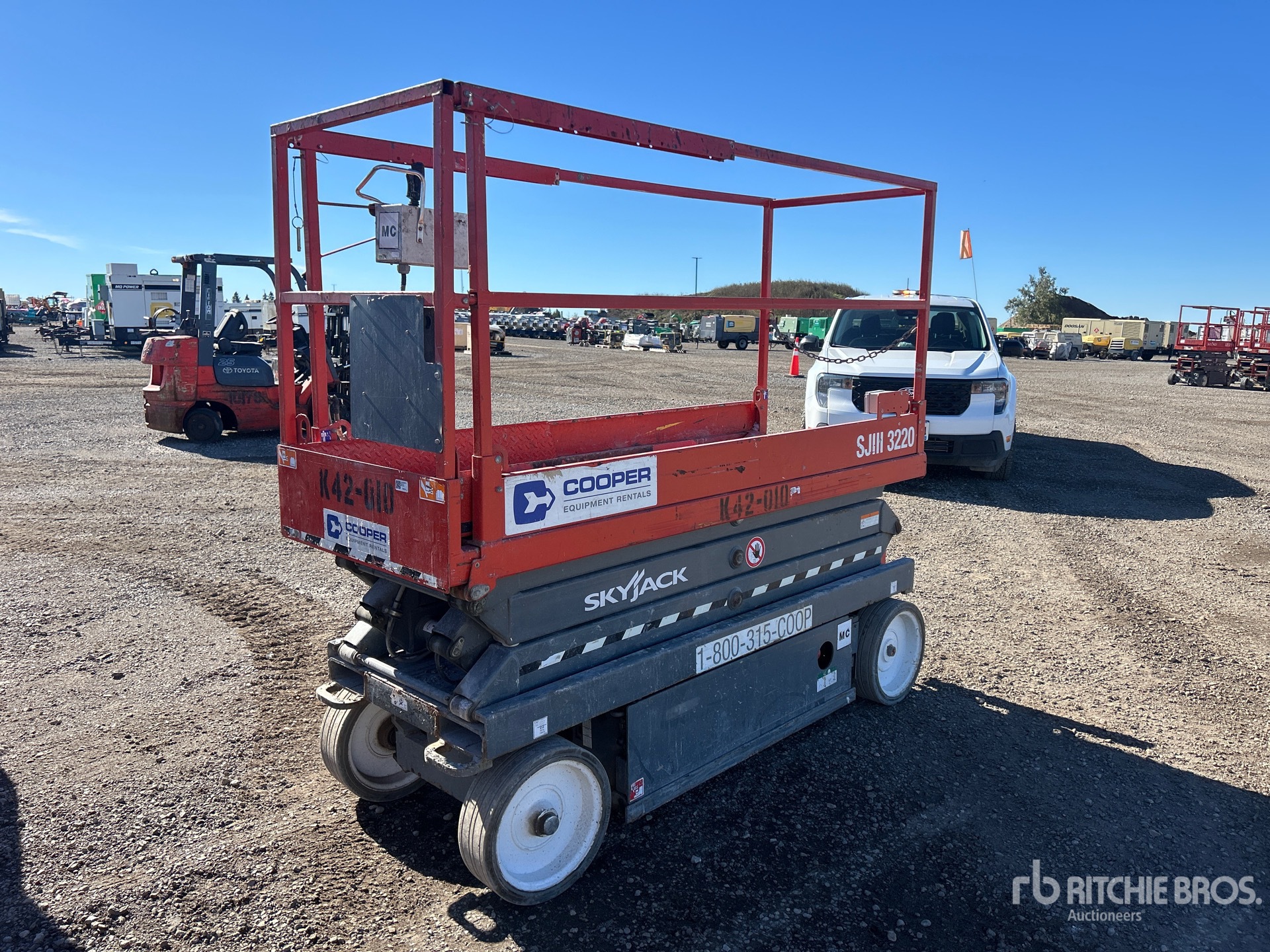 2018 Skyjack SJ3220