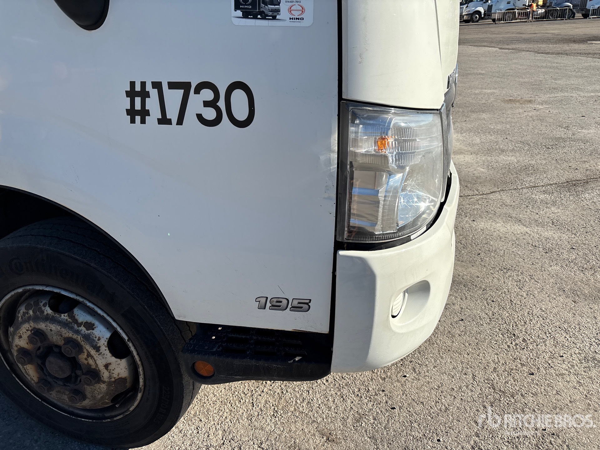 2017 Hino 195