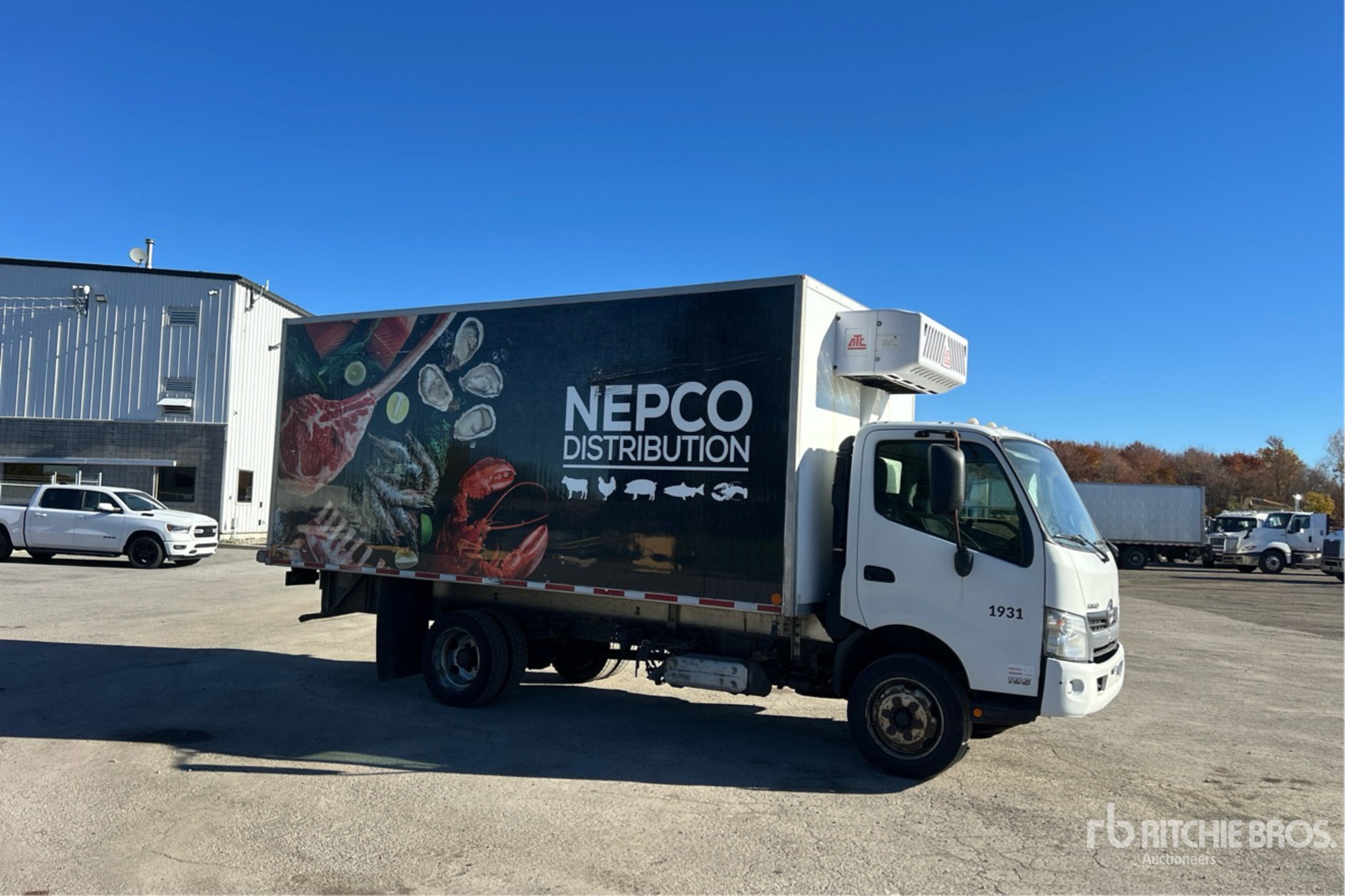 2019 Hino 195