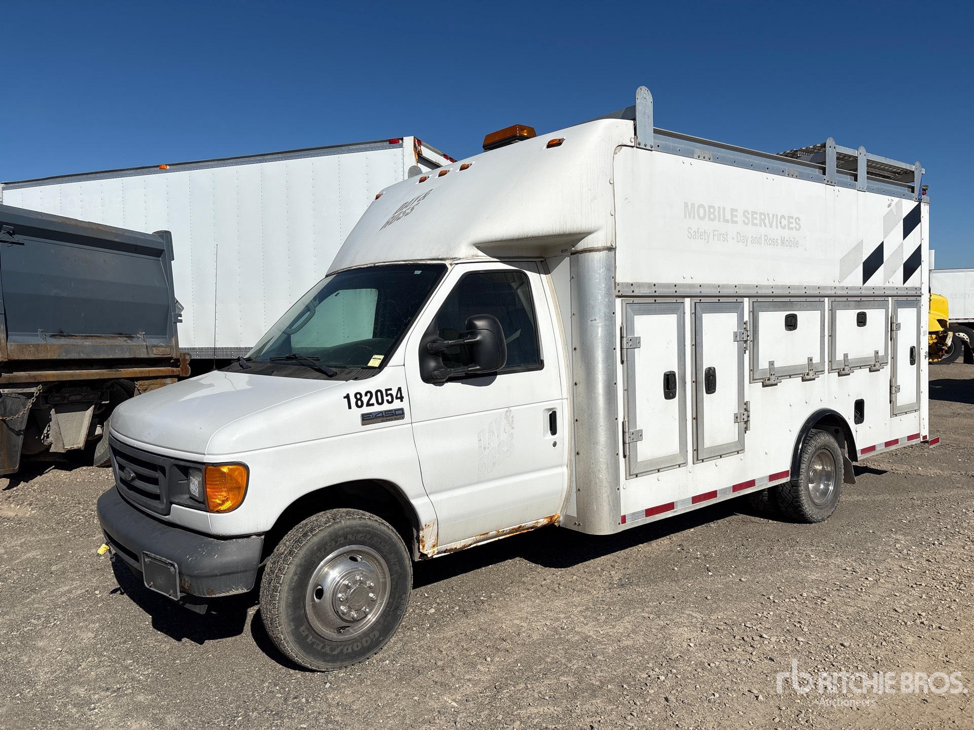 Photo of 2007 Ford E450
