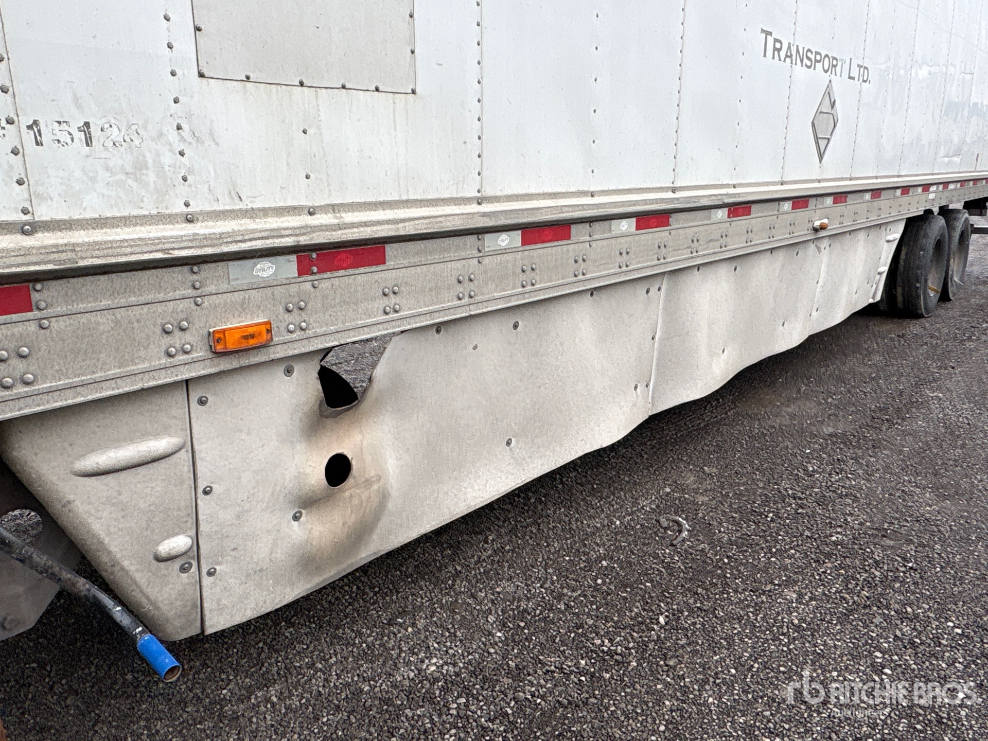 2011 Utility 53 ft x 102 in T/A