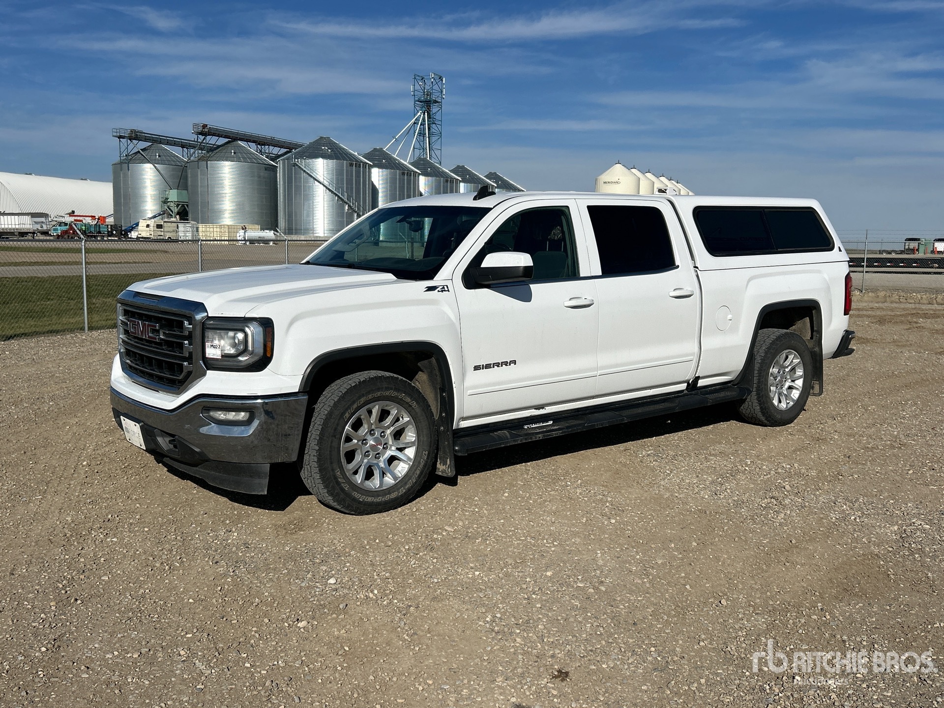 Photo of 2018 GMC SIERRA 1500