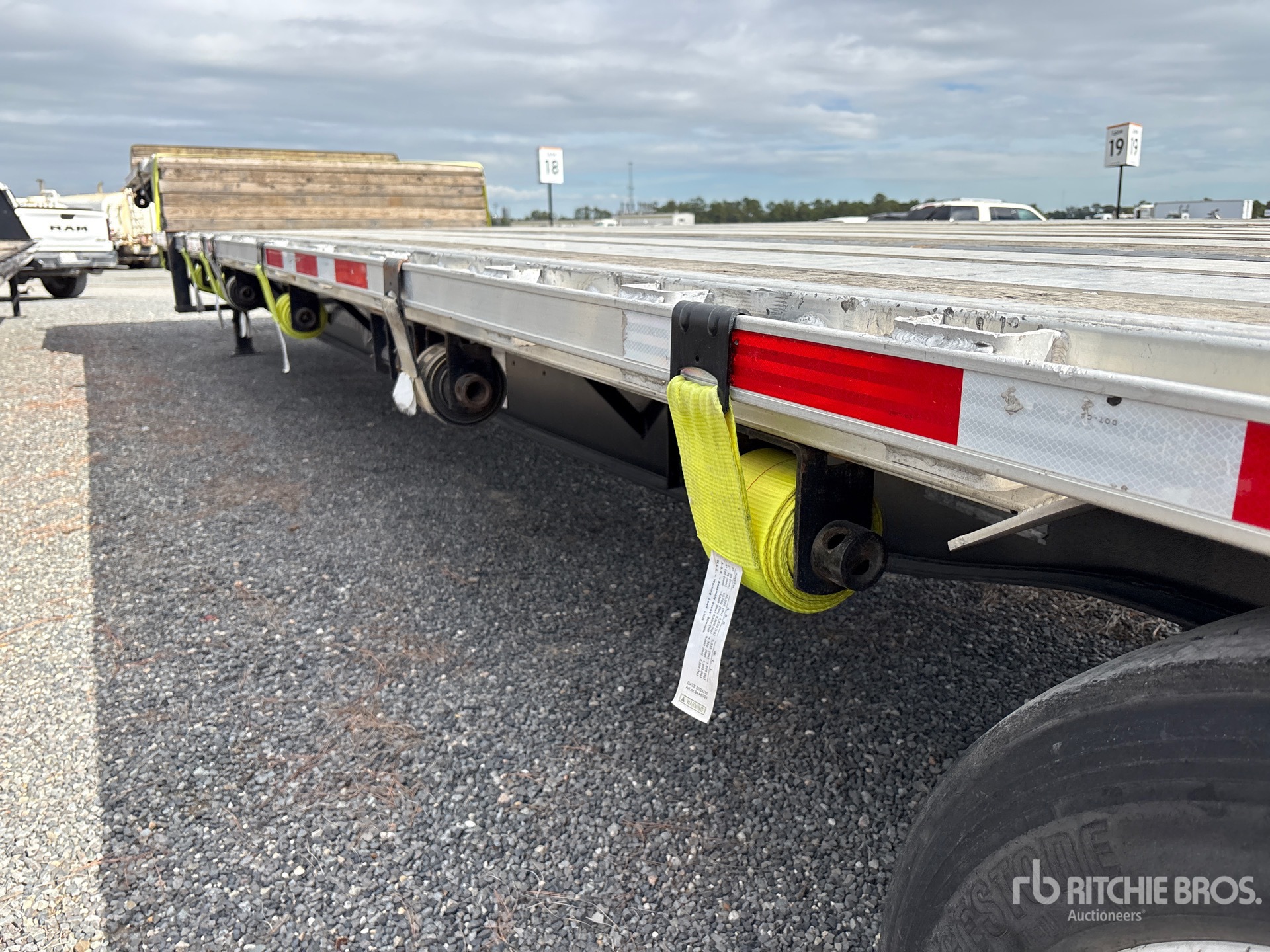 2023 Transcraft 53 ft T/A