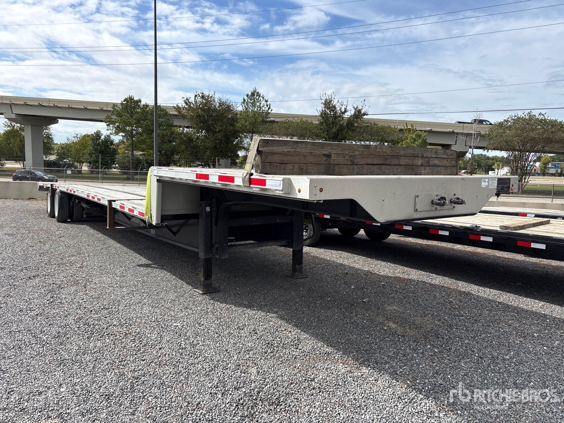 2023 Transcraft 53 ft T/A