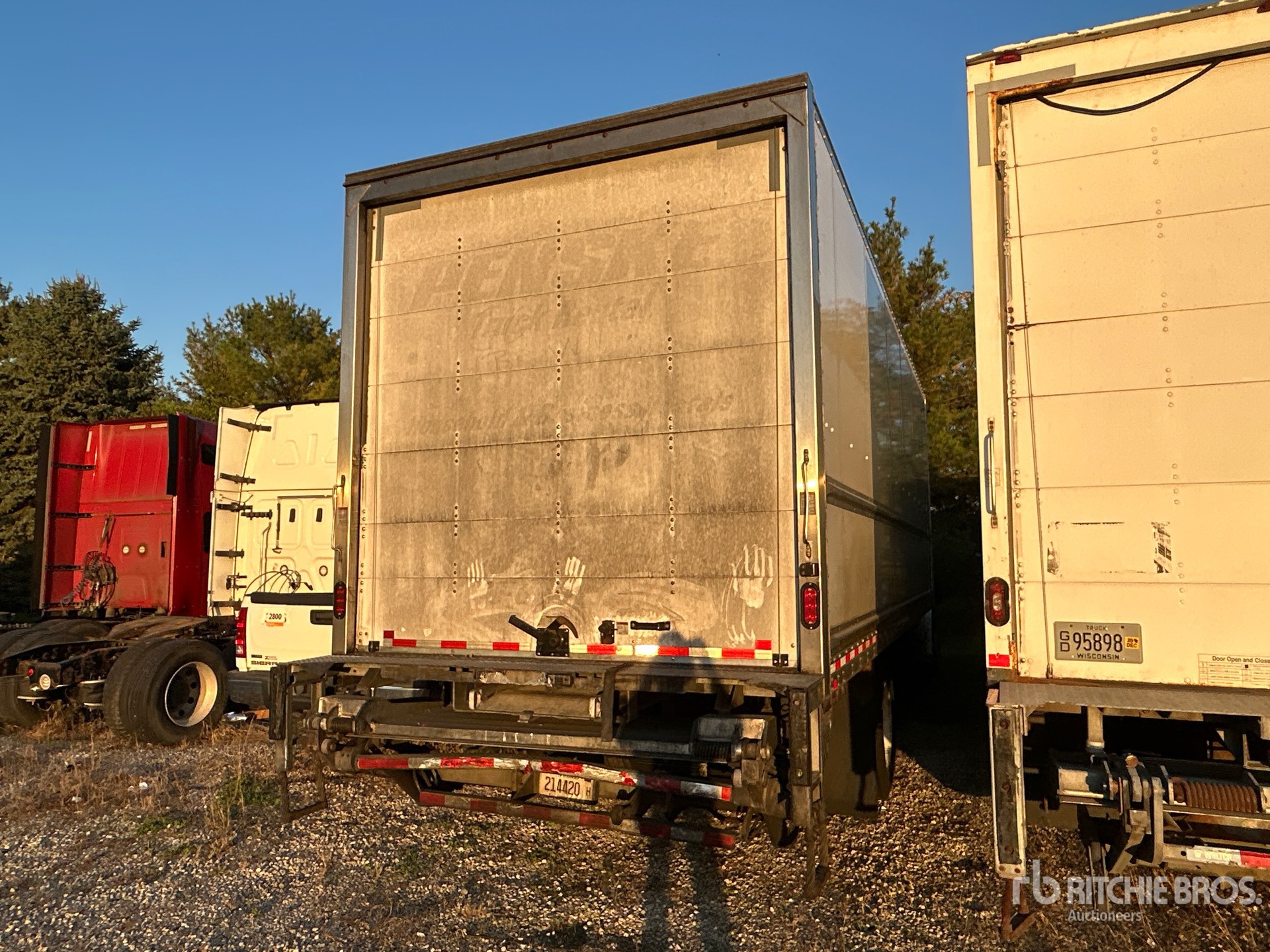 2020 Freightliner M2 106