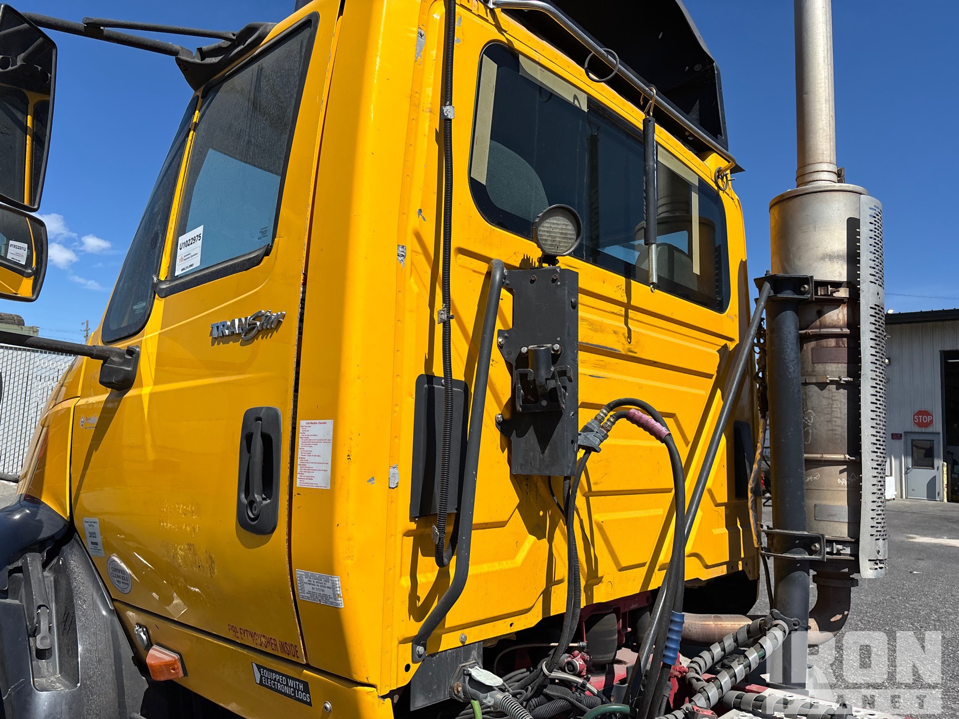 2013 International 8600