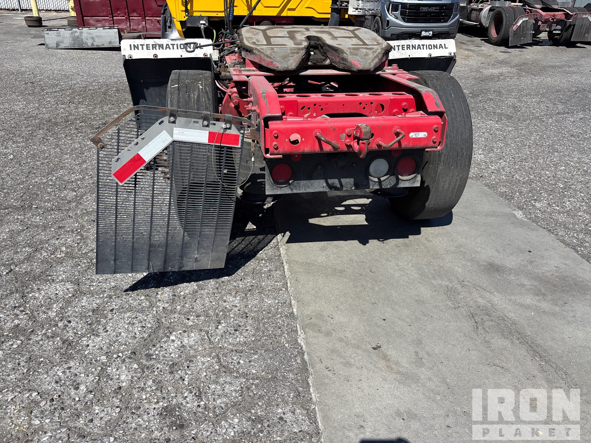 2013 International 8600